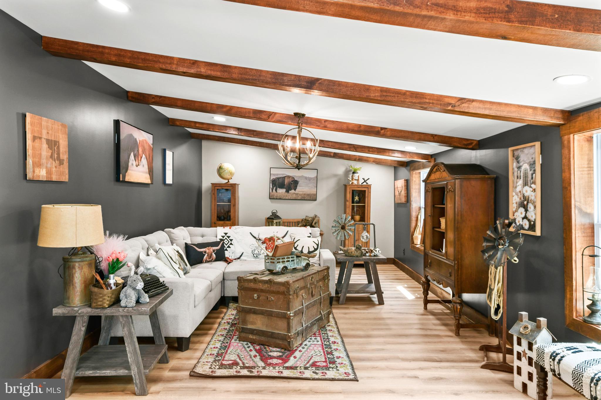 KEEDYSVILLE - Residential