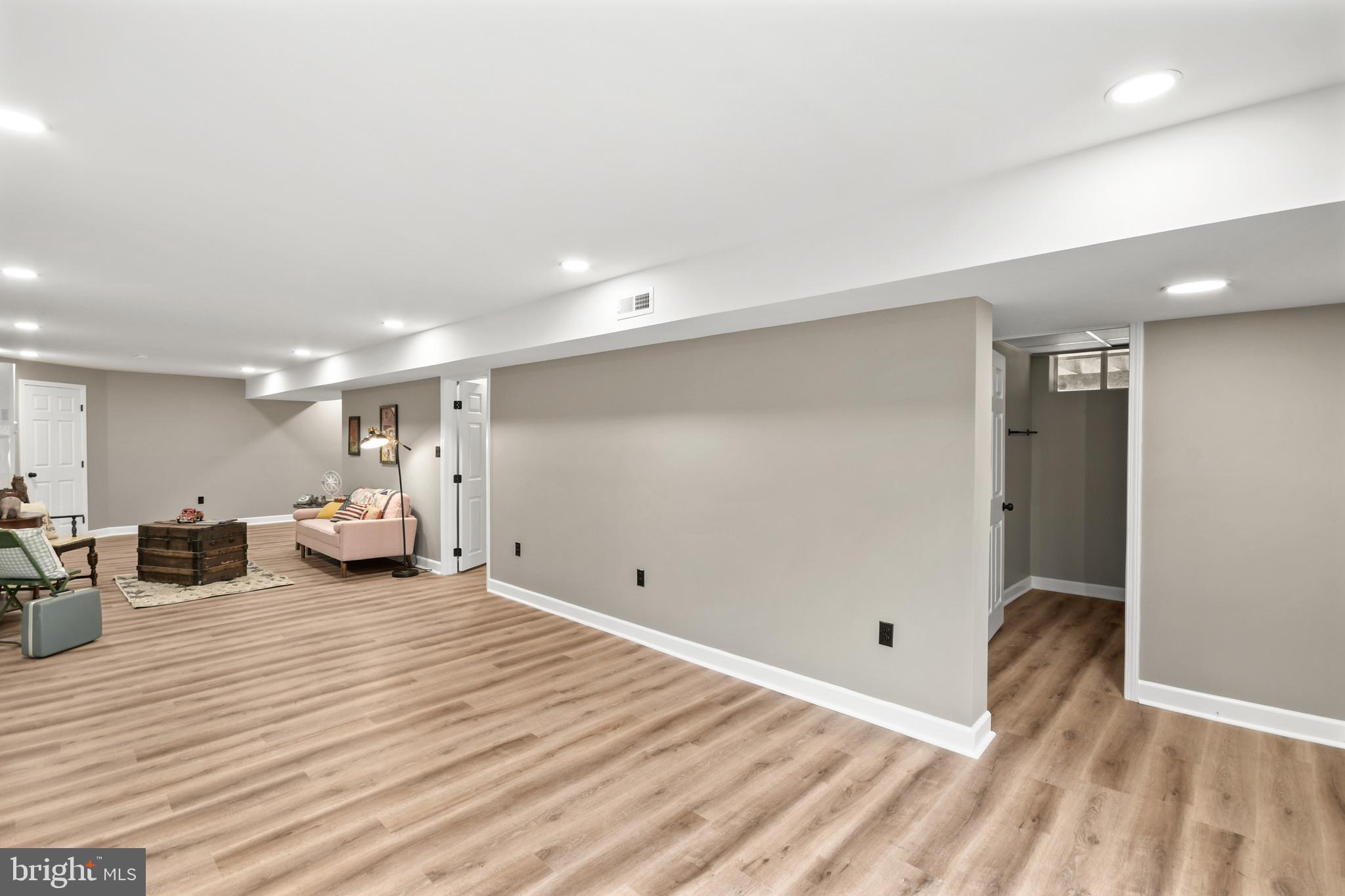 KEEDYSVILLE - Residential