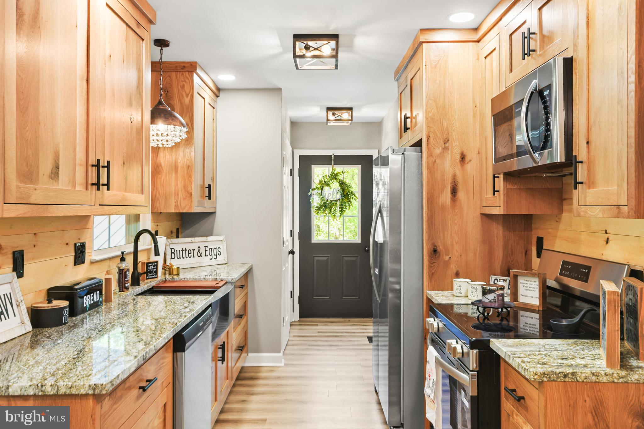 KEEDYSVILLE - Residential