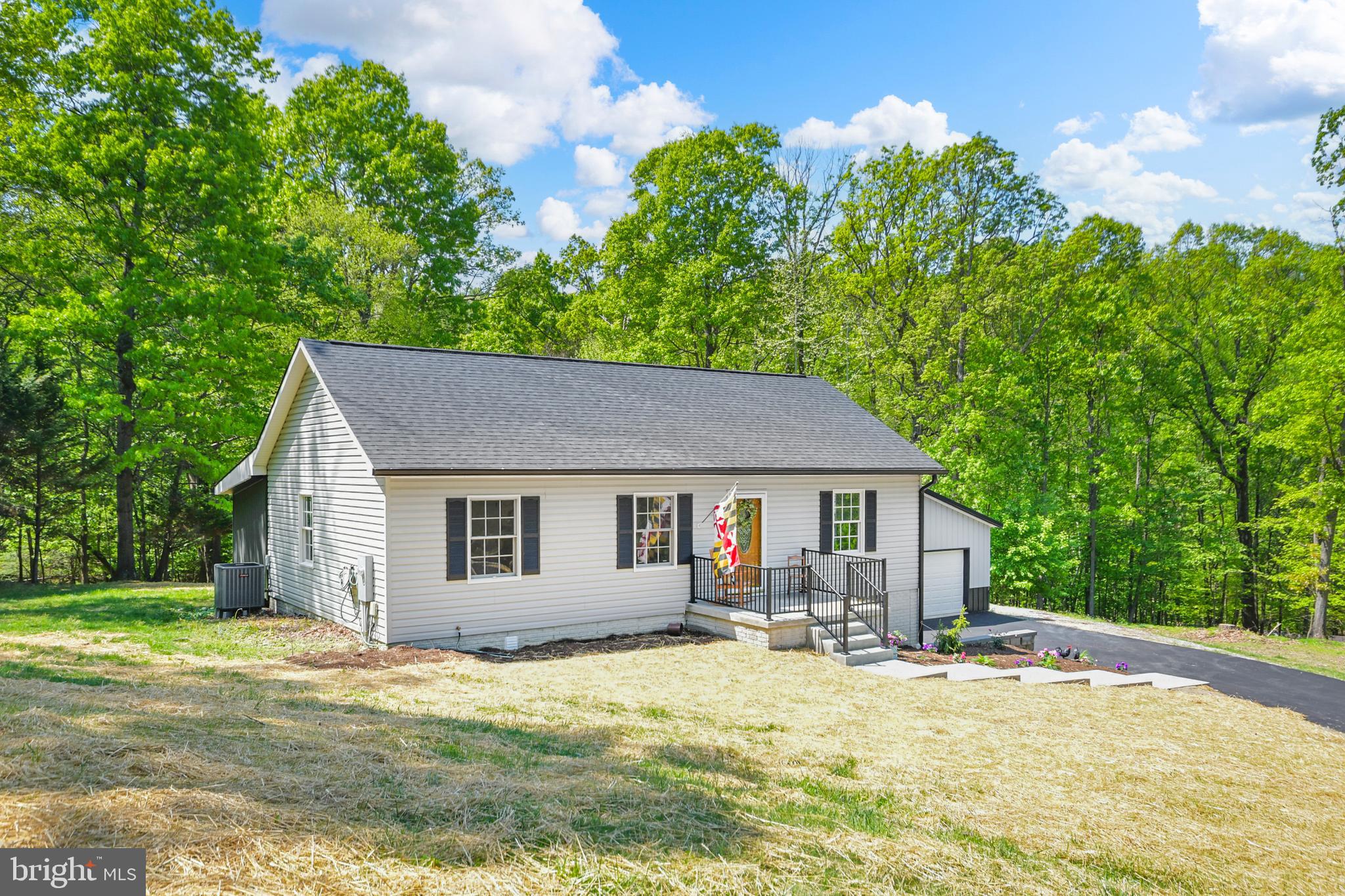 KEEDYSVILLE - Residential