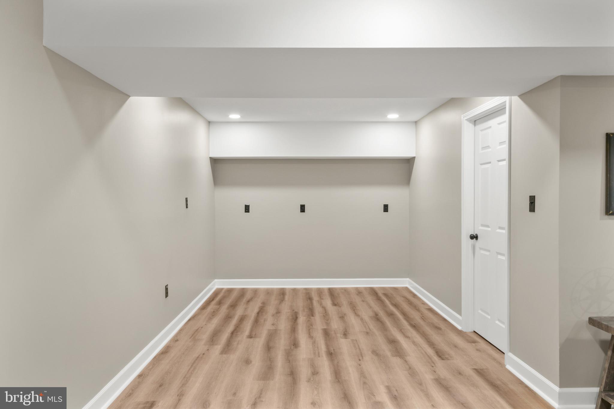 KEEDYSVILLE - Residential