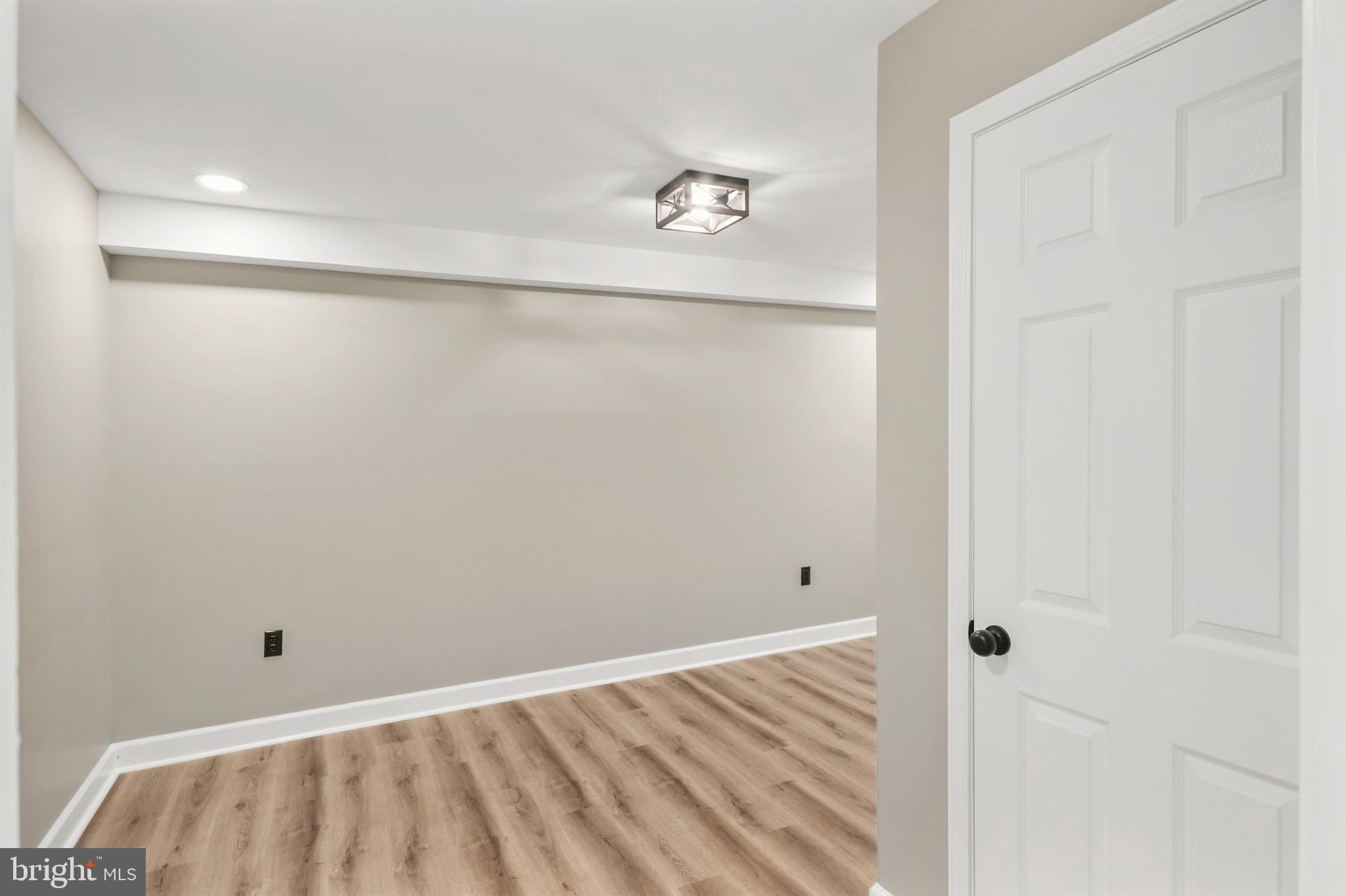 KEEDYSVILLE - Residential