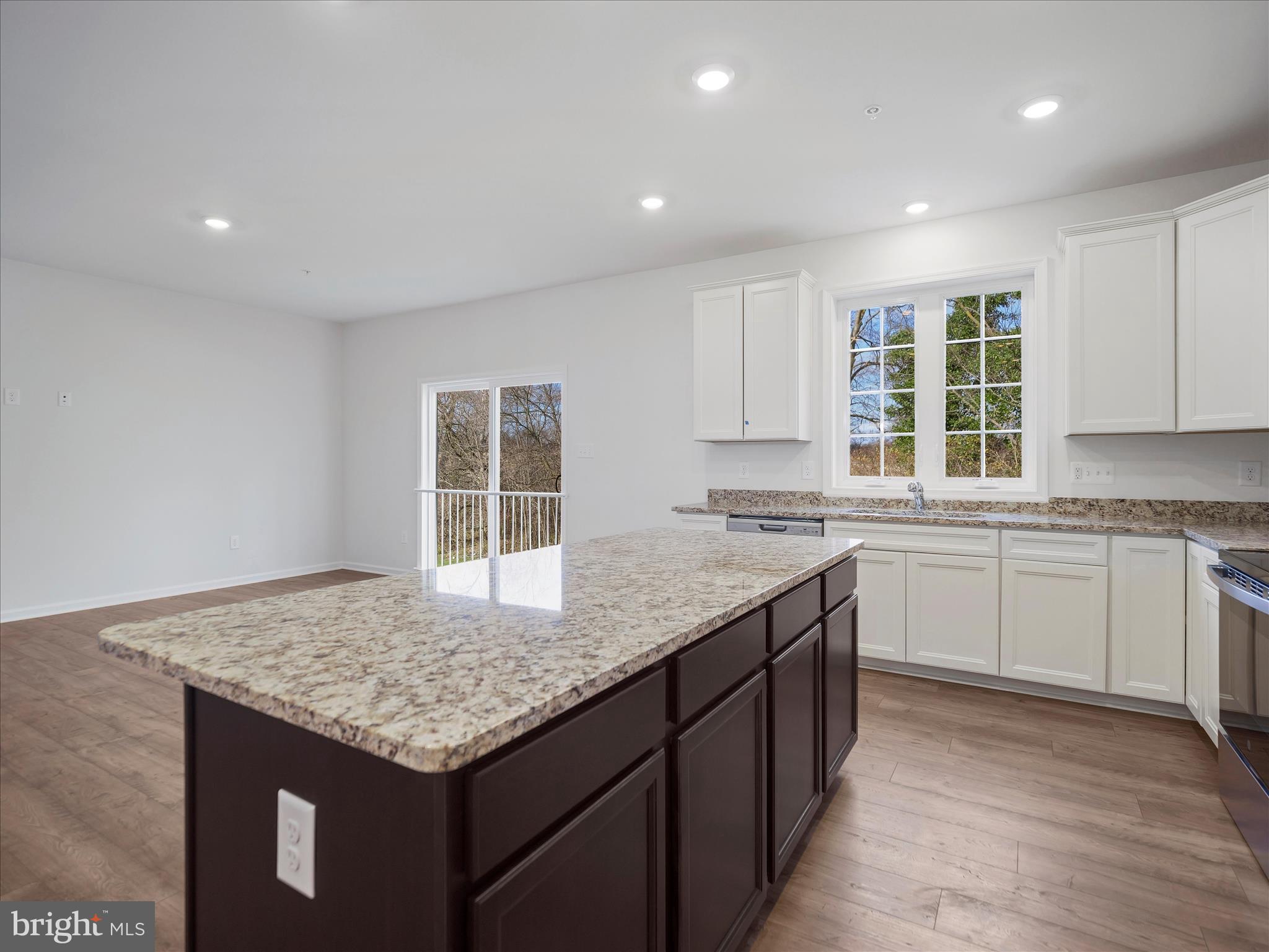 CORTLAND VILLAS - Residential