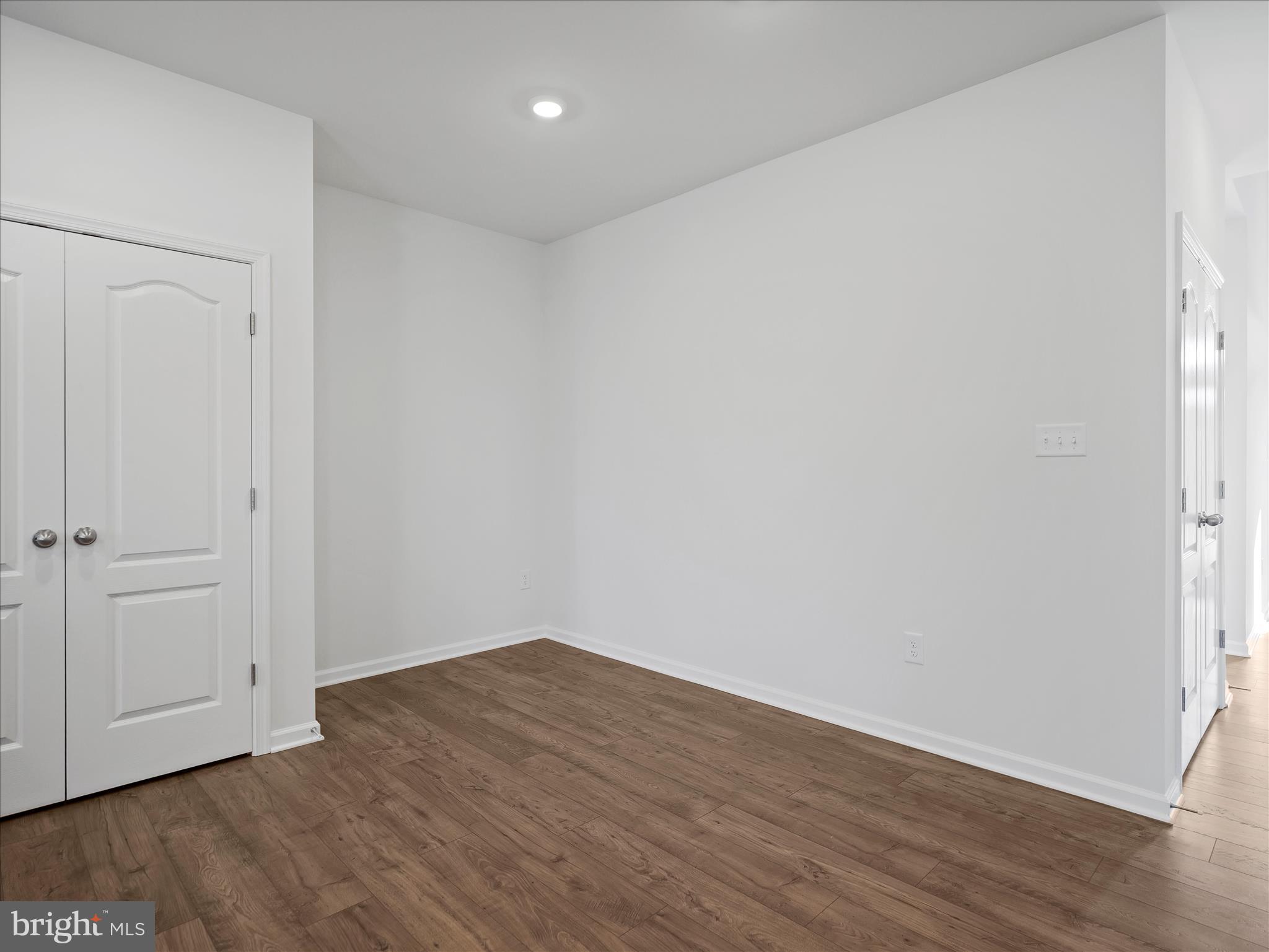 CORTLAND VILLAS - Residential