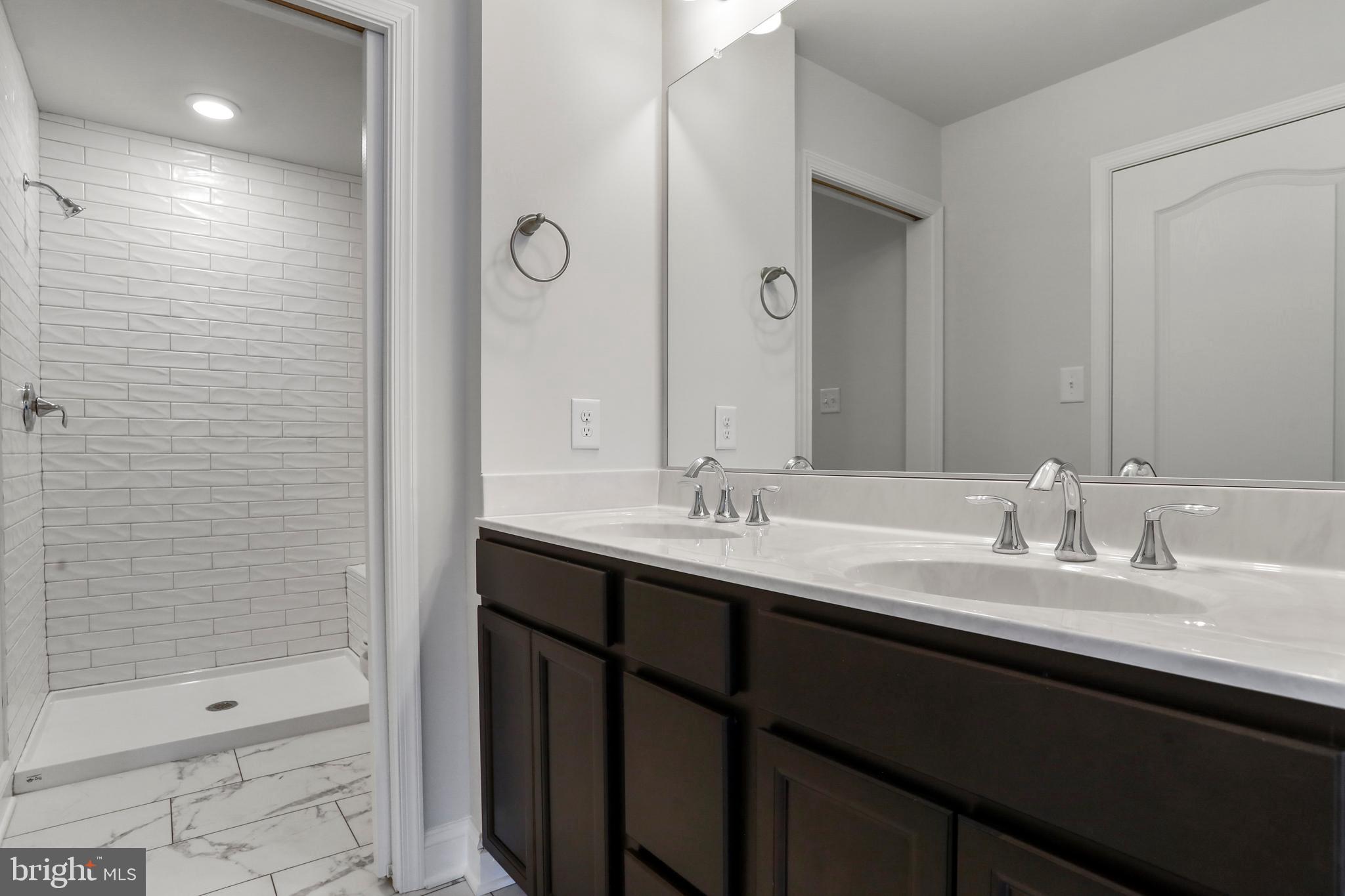 CORTLAND VILLAS - Residential