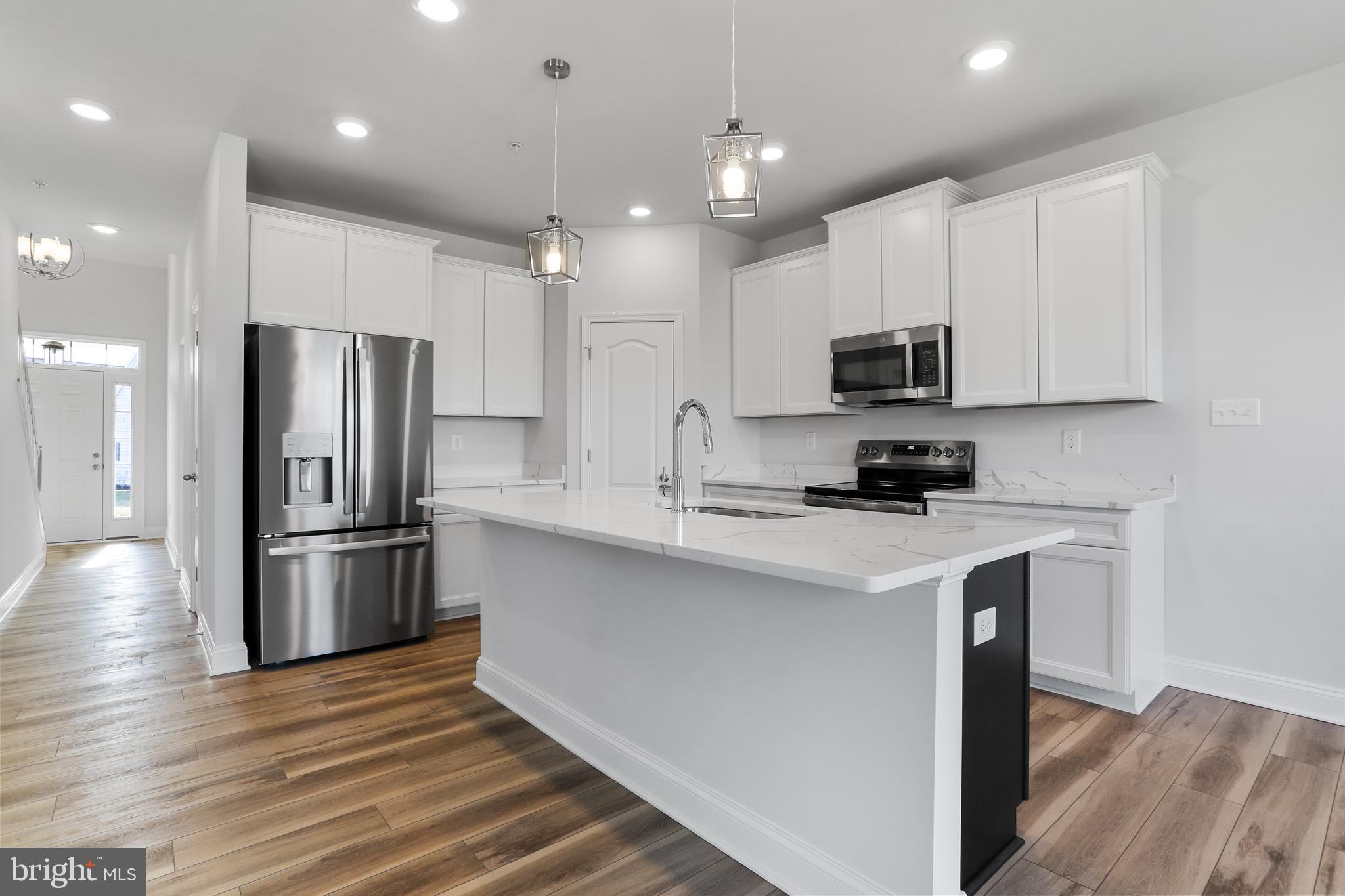 CORTLAND VILLAS - Residential