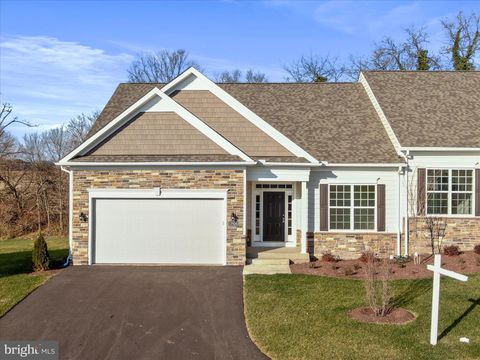 Townhouse For Sale - 12926 Hawkins Circle #26<br/> HAGERSTOWN, MD 21740