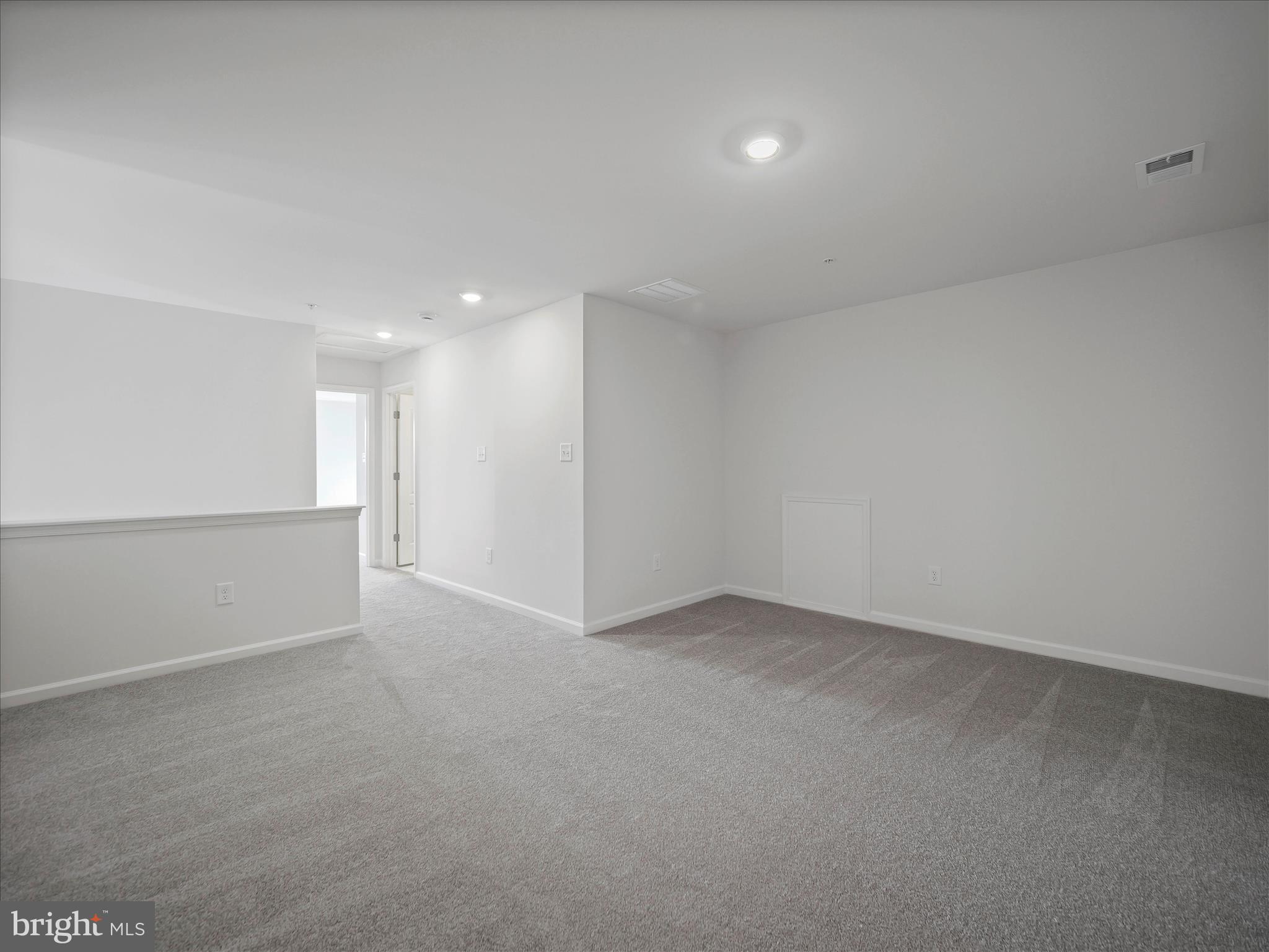 CORTLAND VILLAS - Residential