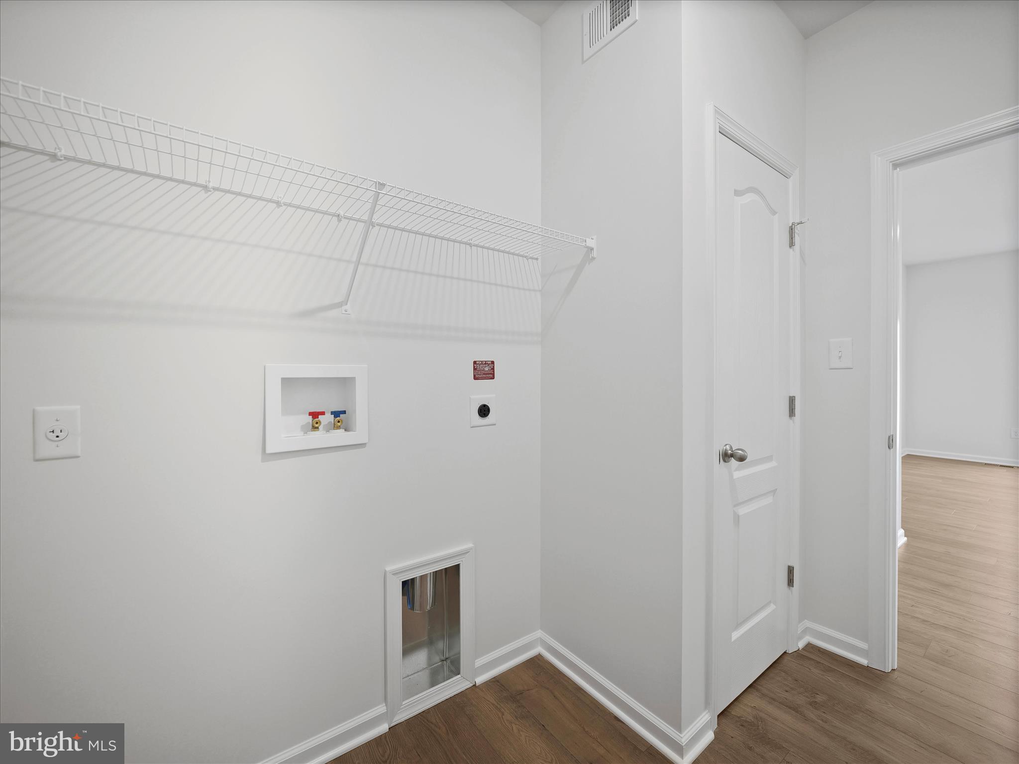 CORTLAND VILLAS - Residential