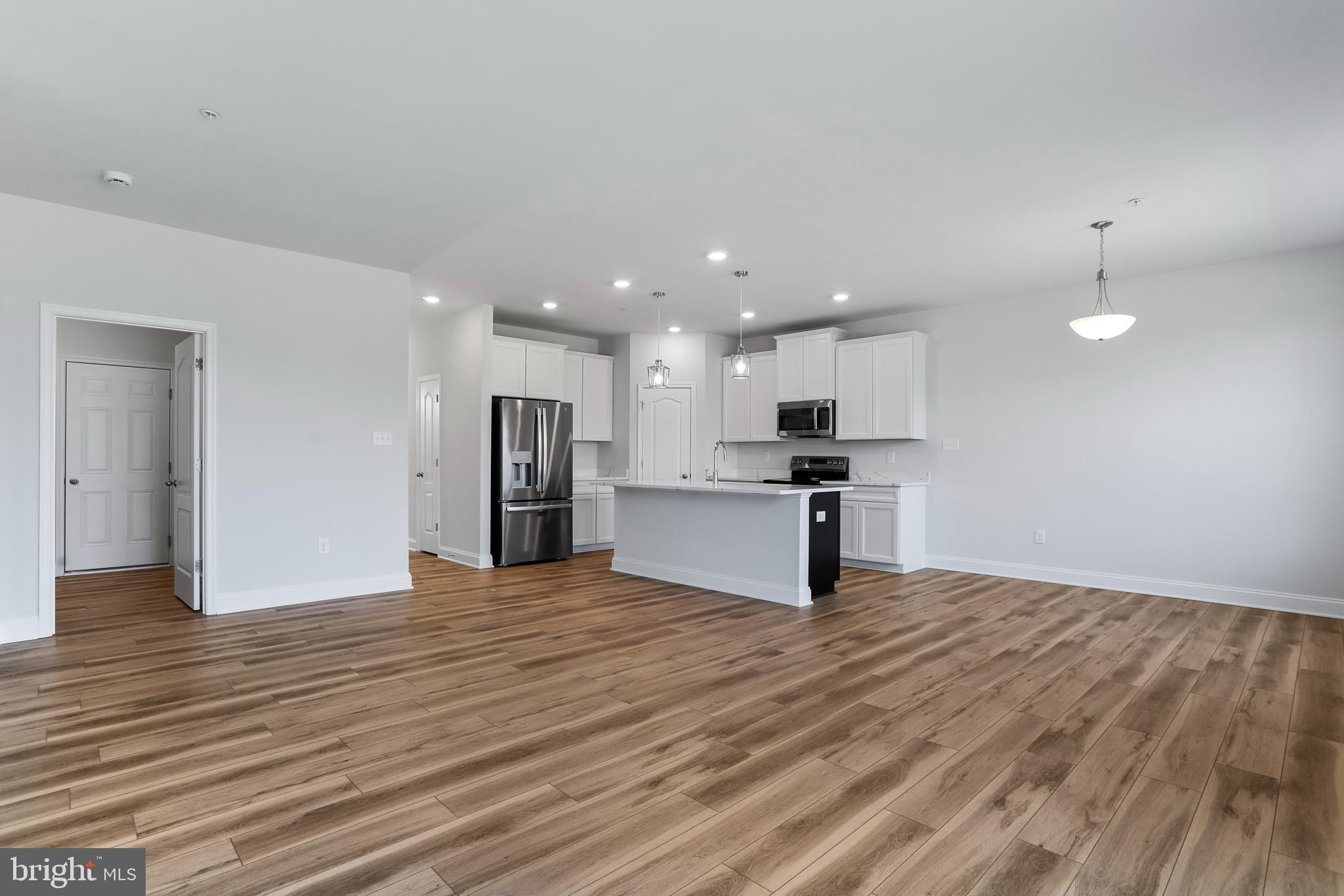 CORTLAND VILLAS - Residential