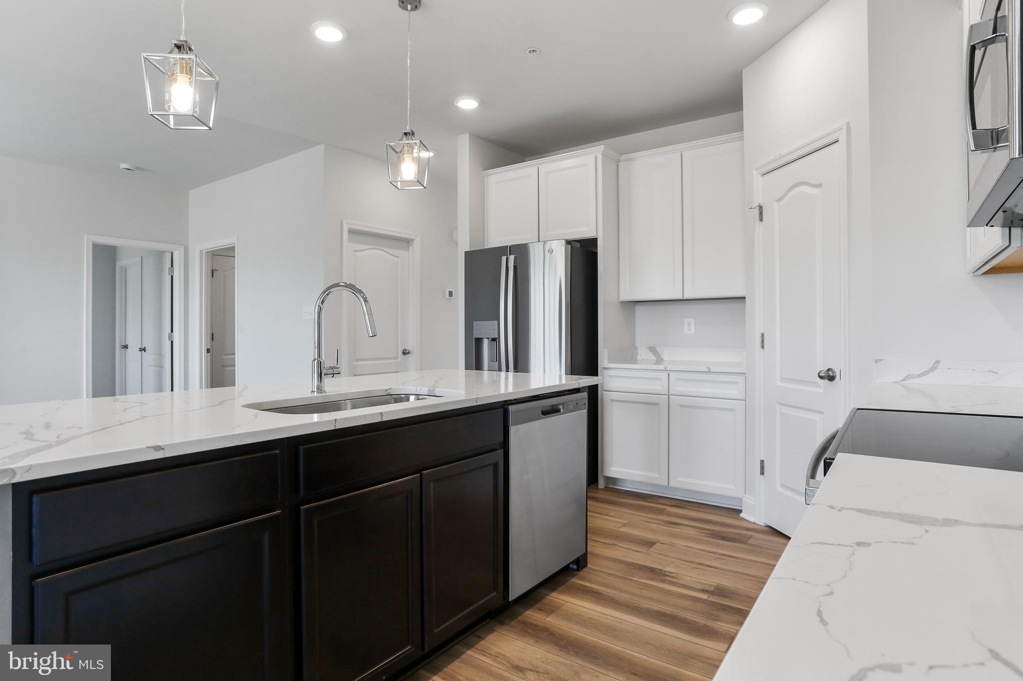 CORTLAND VILLAS - Residential