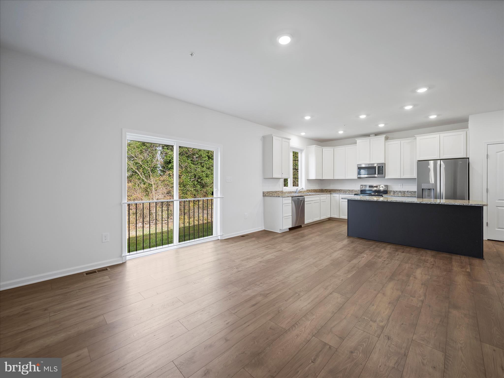 CORTLAND VILLAS - Residential