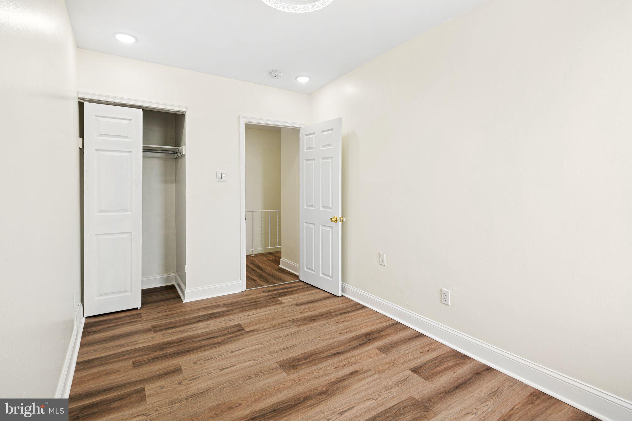 MILL CREEK - Residential
