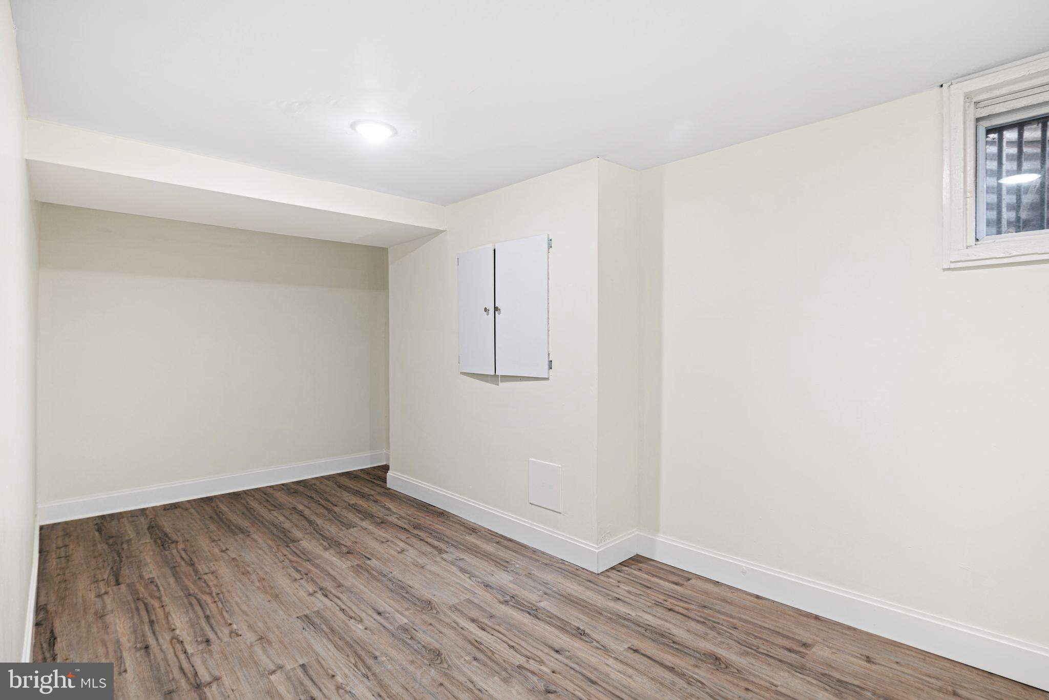 MILL CREEK - Residential