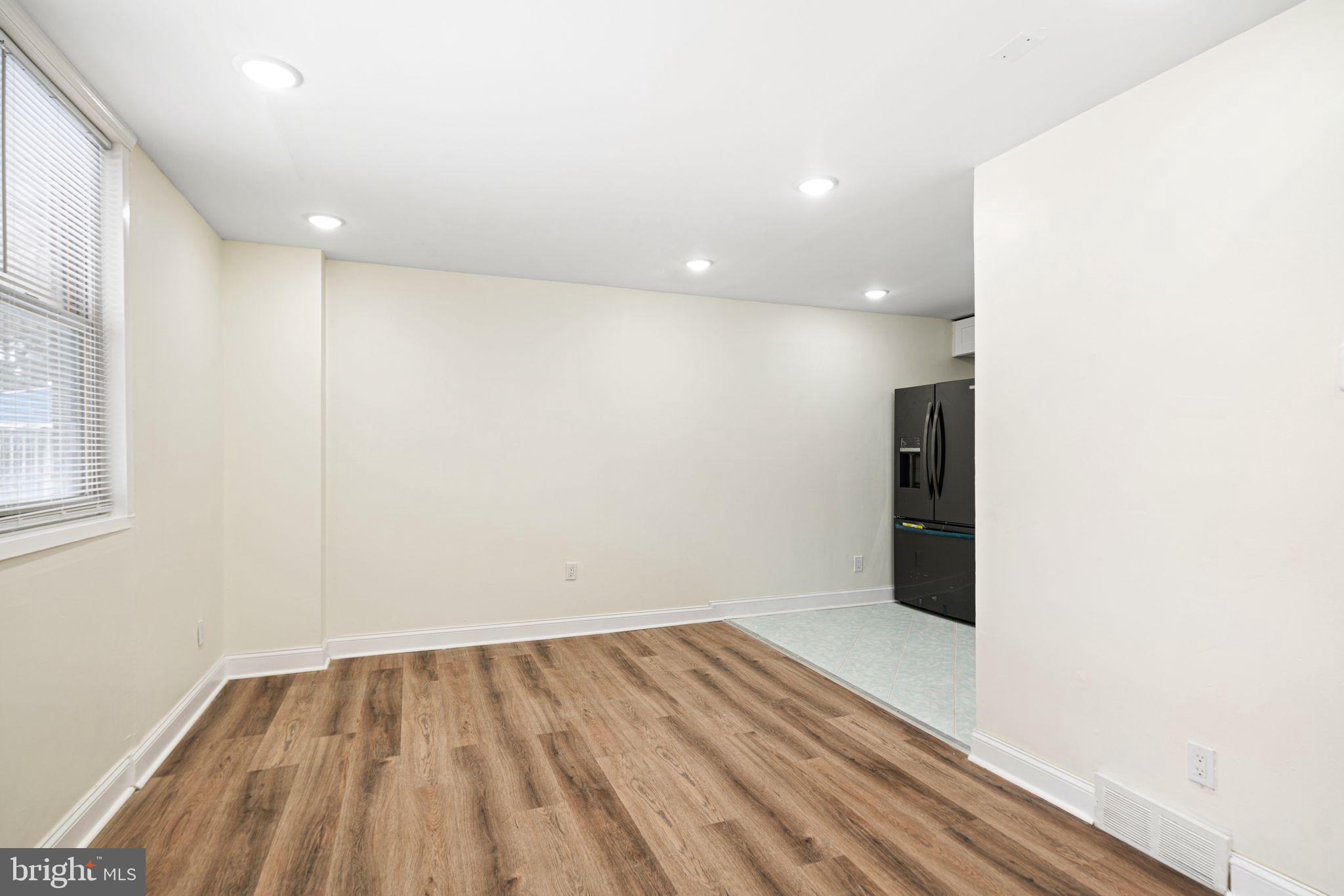 MILL CREEK - Residential
