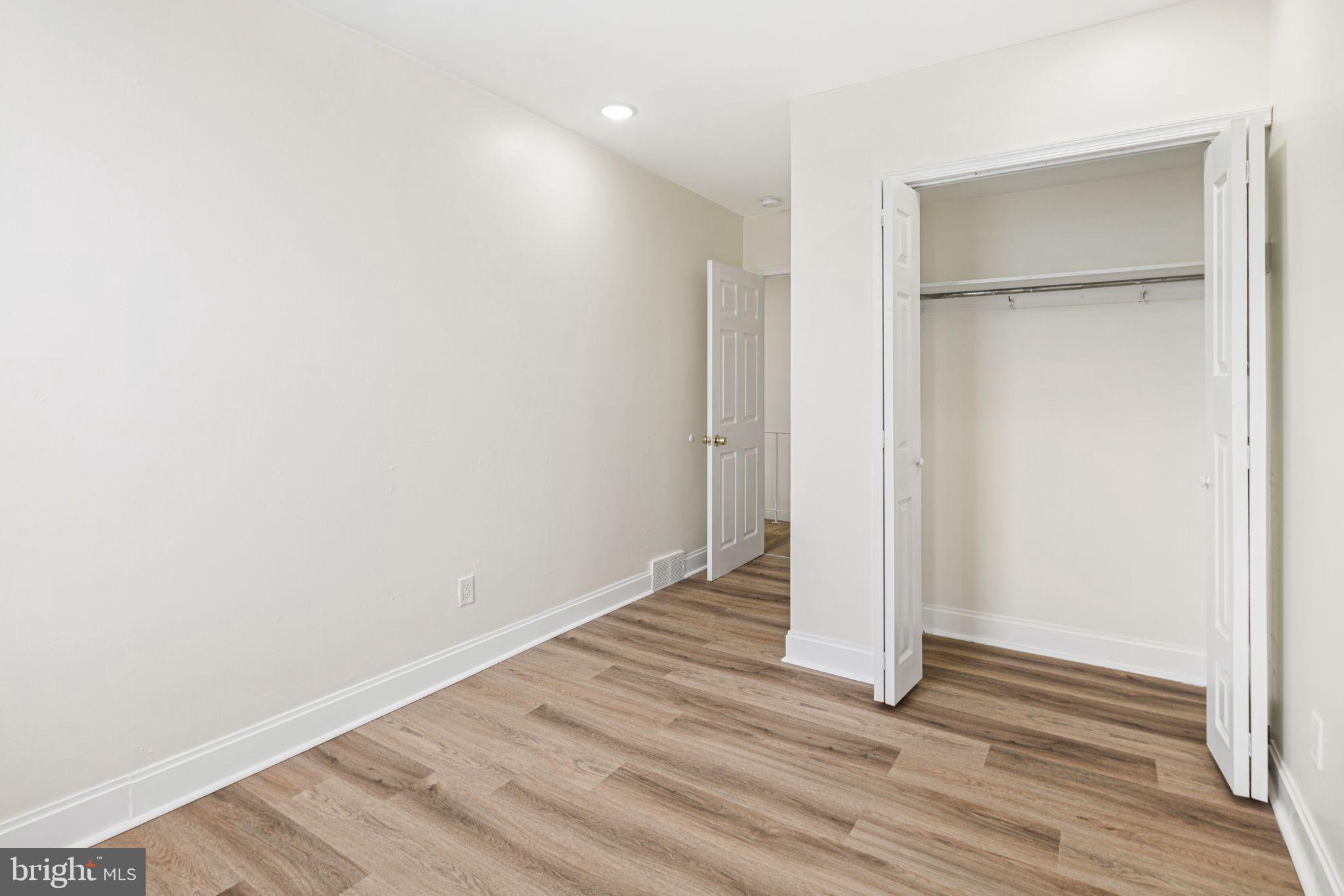 MILL CREEK - Residential