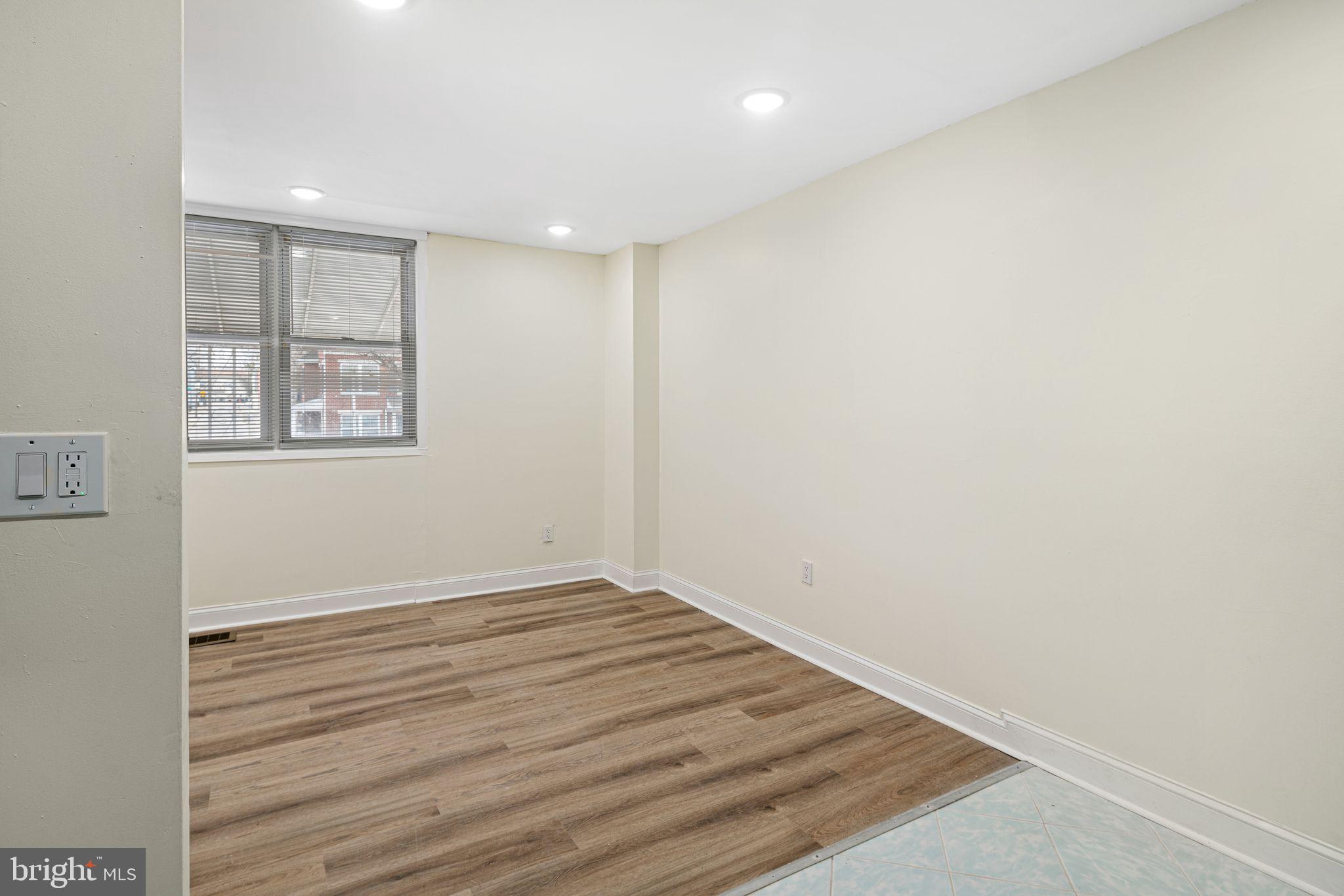 MILL CREEK - Residential