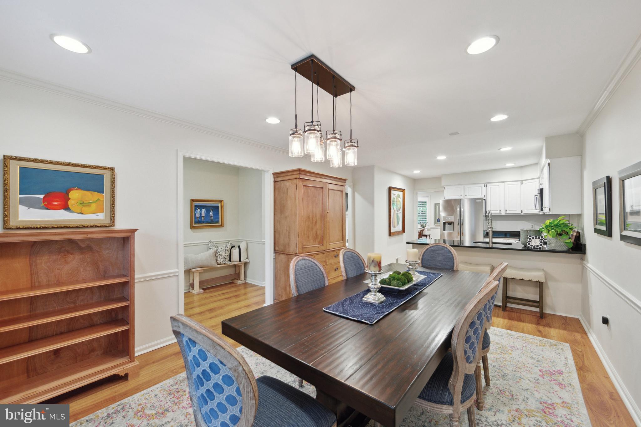 RUSTMONT - Residential