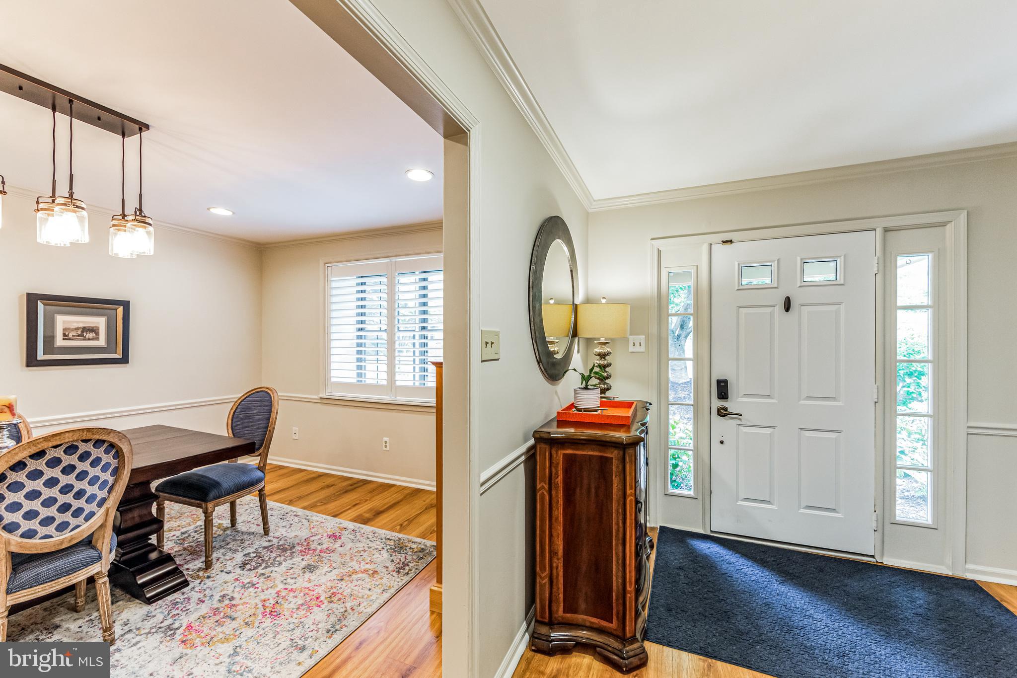 RUSTMONT - Residential