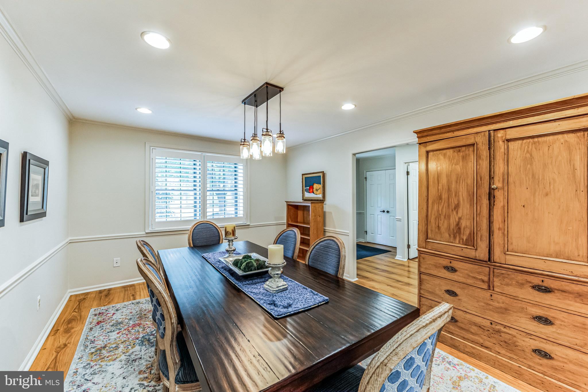 RUSTMONT - Residential