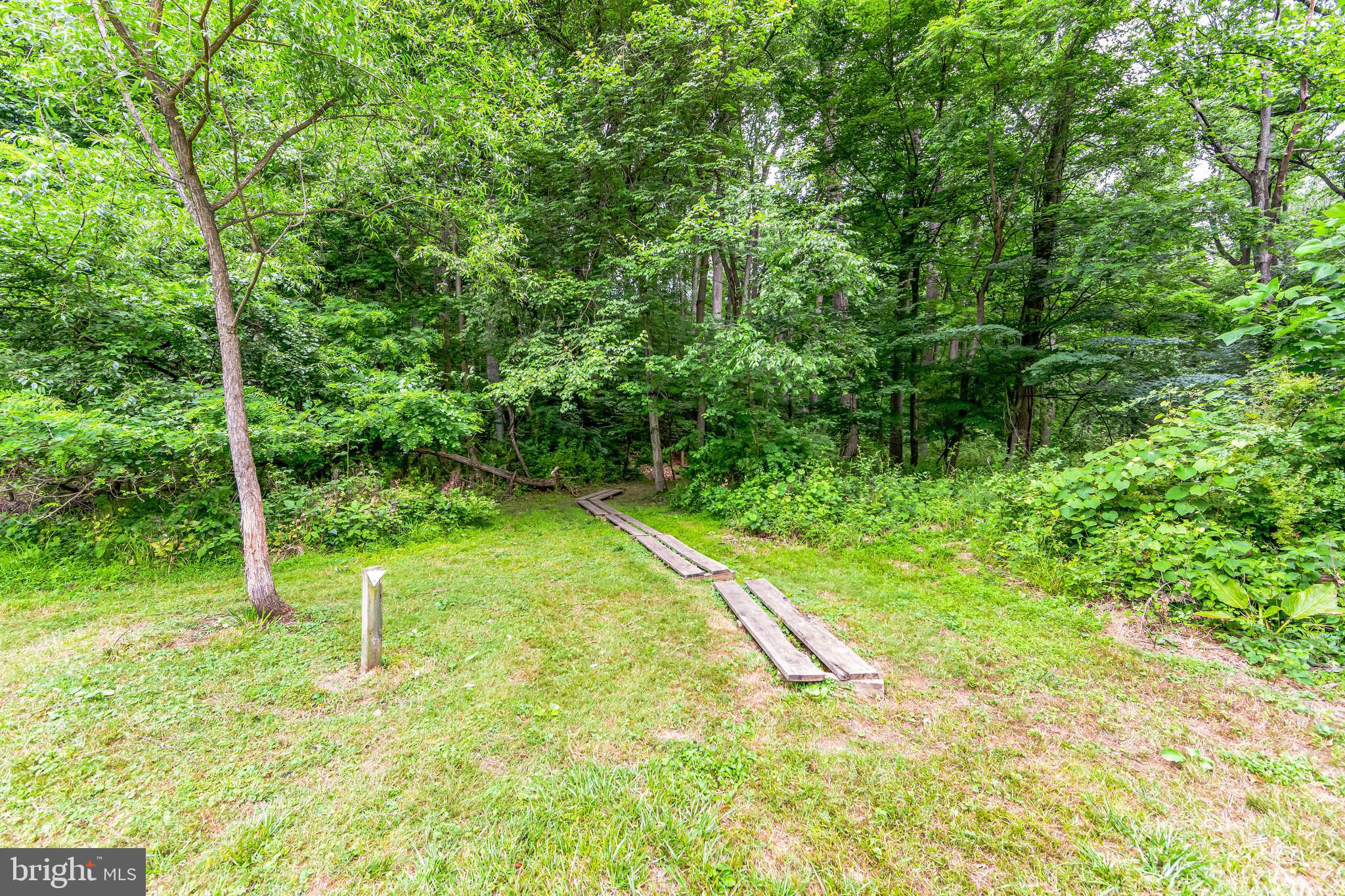 RUSTMONT - Residential