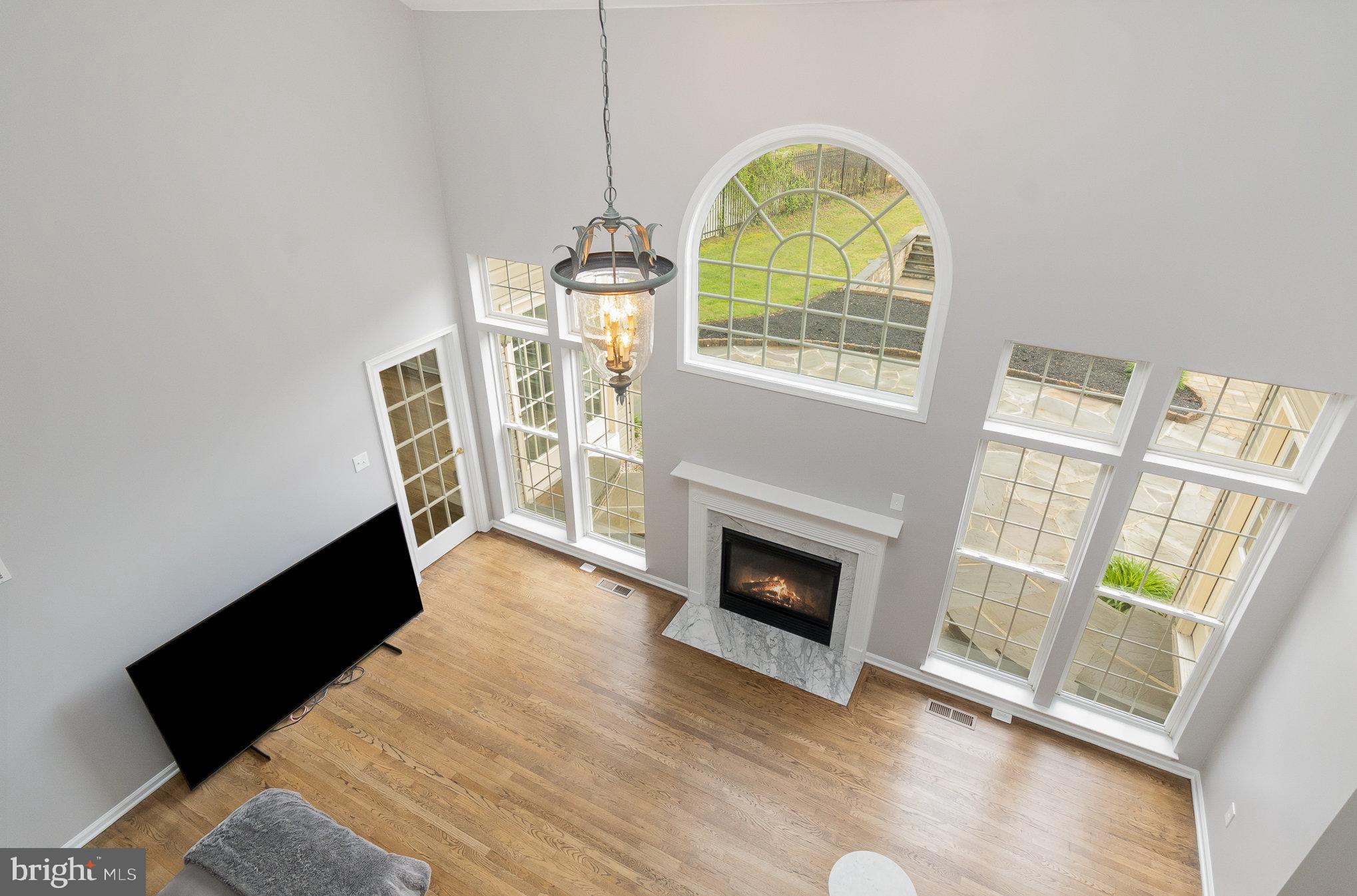 AMYCLAE EAST - Residential