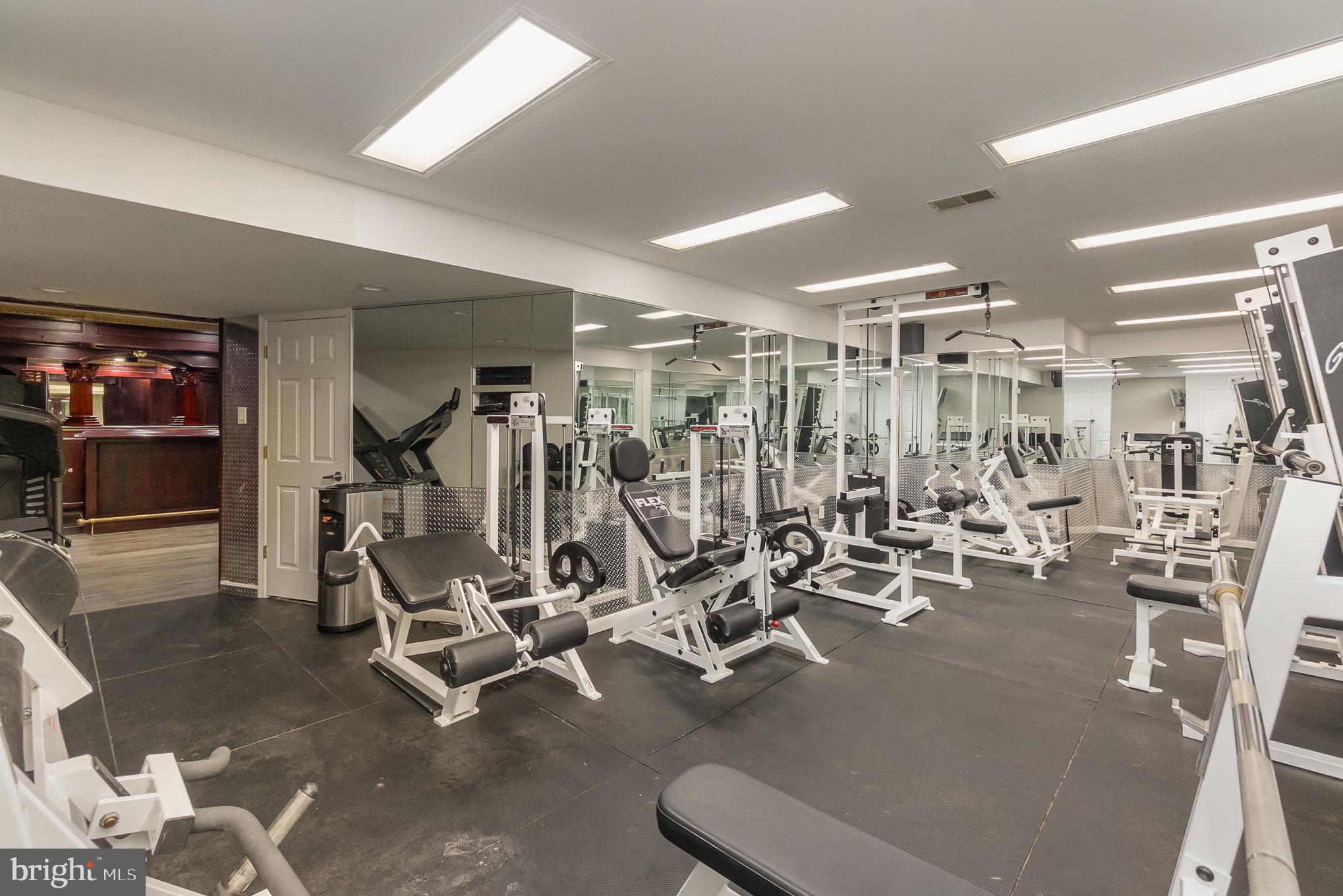 AMYCLAE EAST - Residential