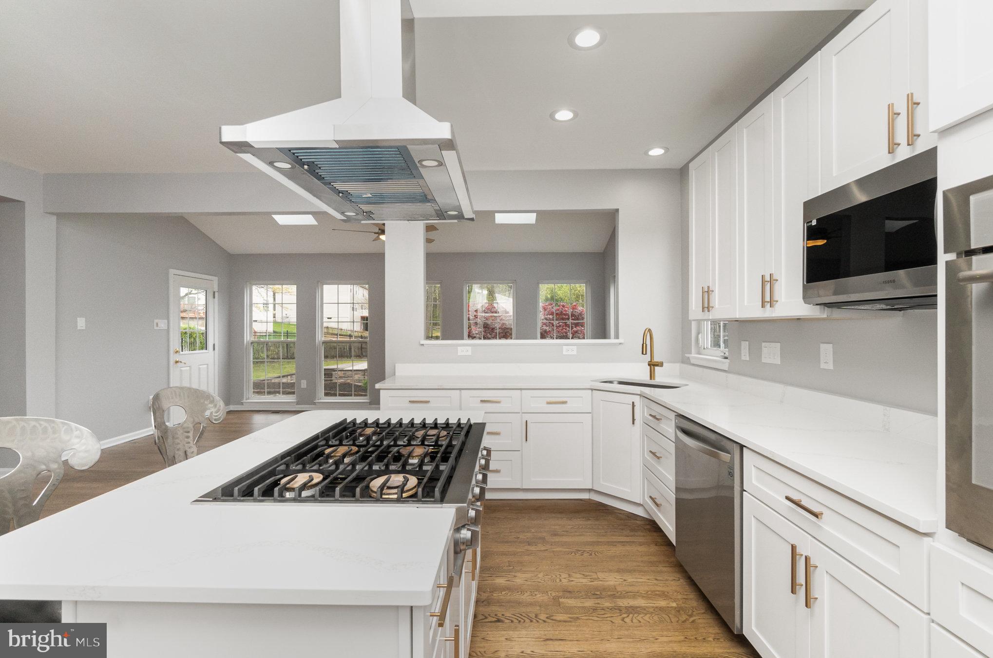 AMYCLAE EAST - Residential