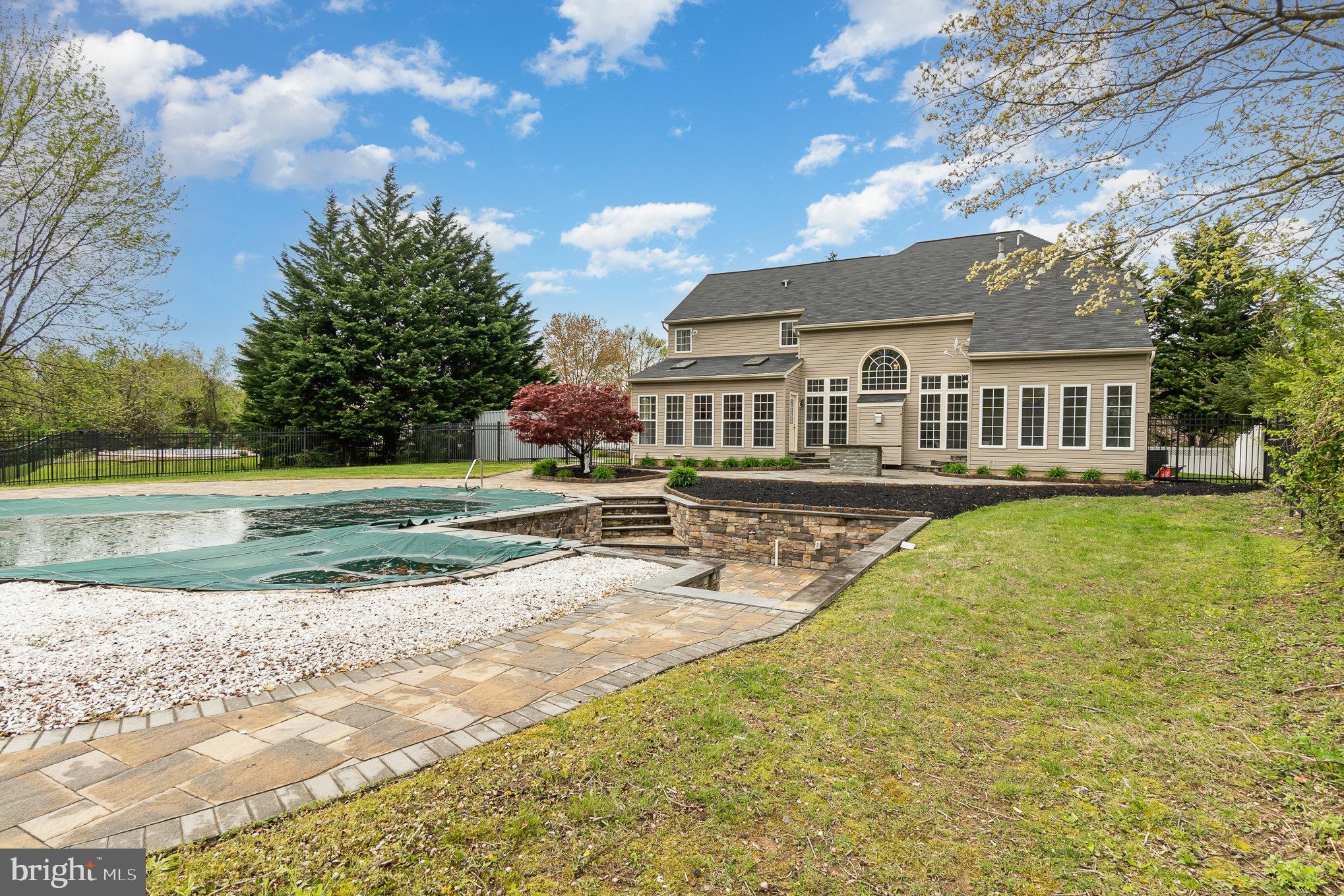 AMYCLAE EAST - Residential