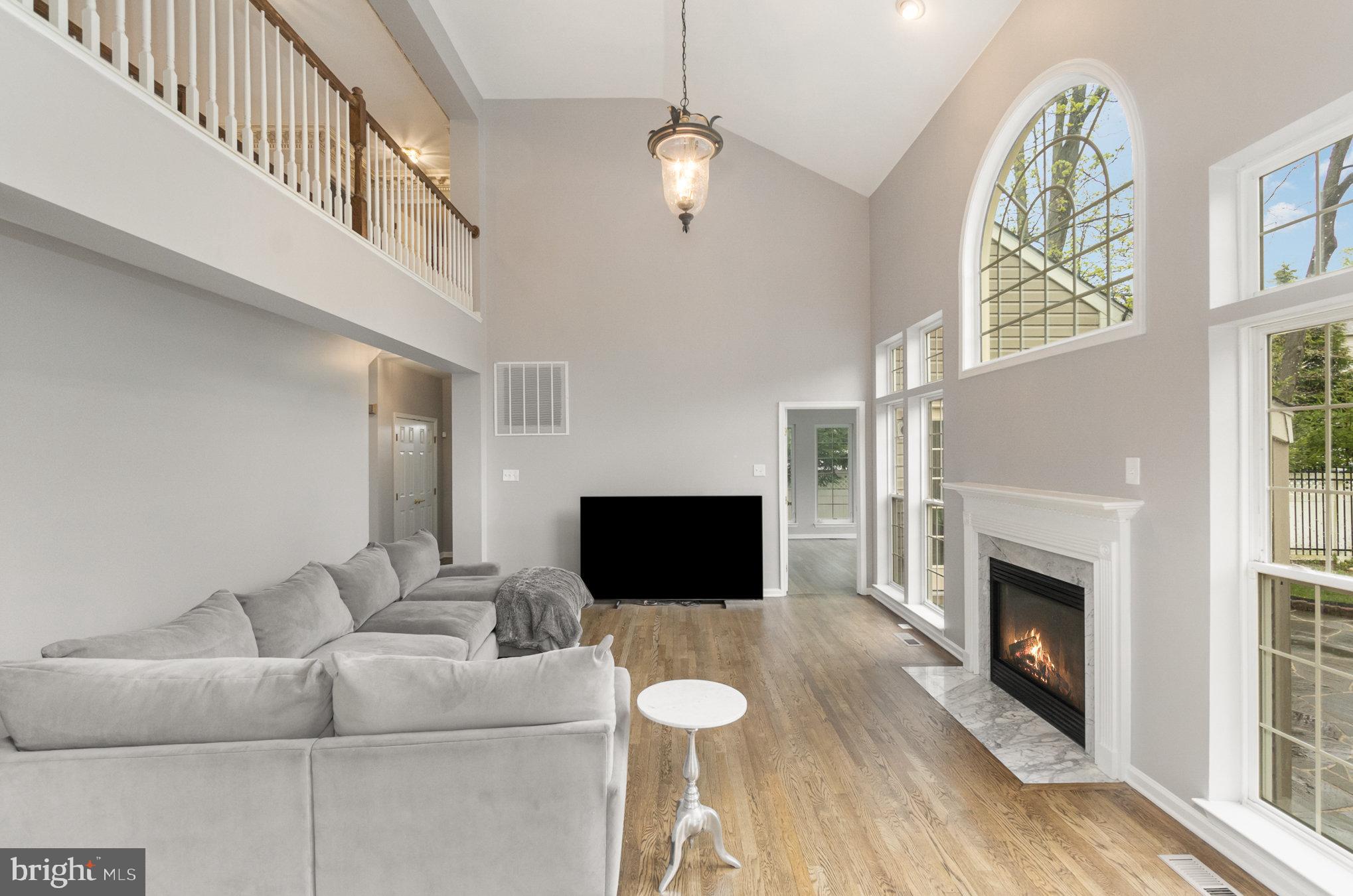 AMYCLAE EAST - Residential