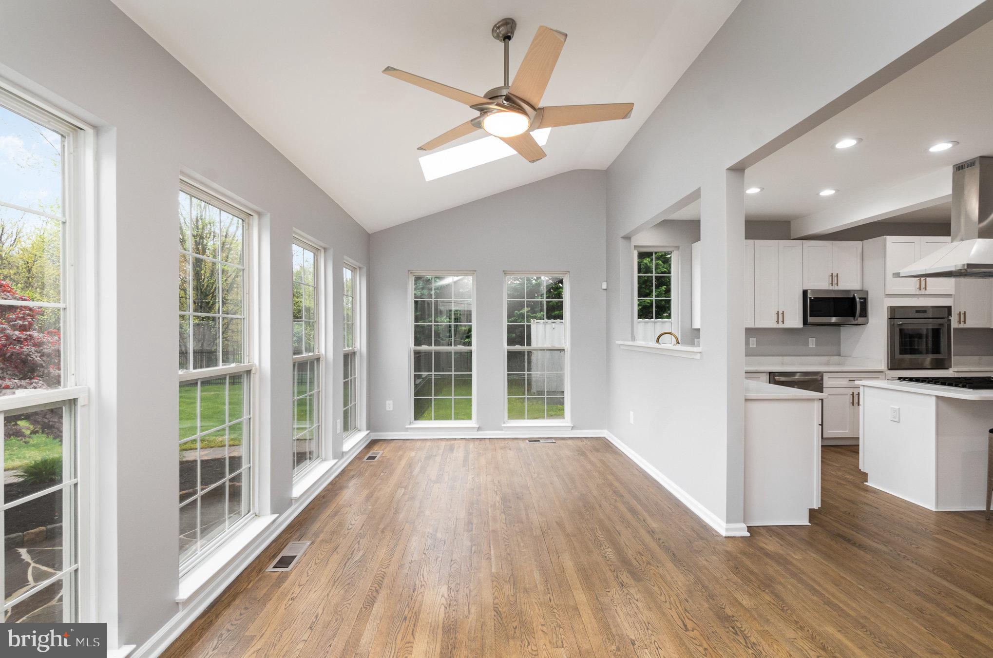 AMYCLAE EAST - Residential