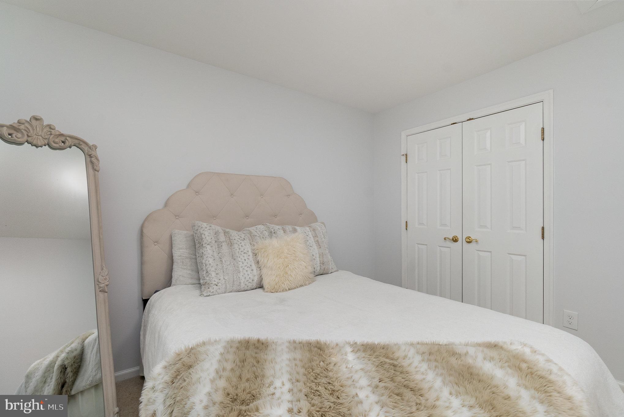 AMYCLAE EAST - Residential