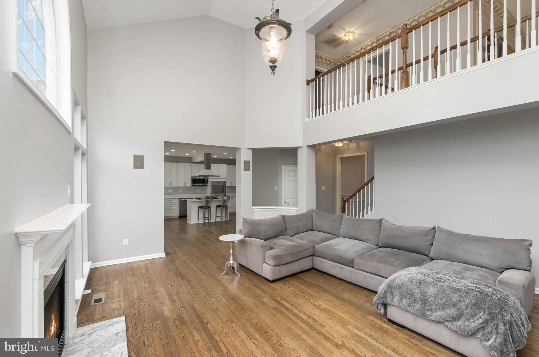 AMYCLAE EAST - Residential