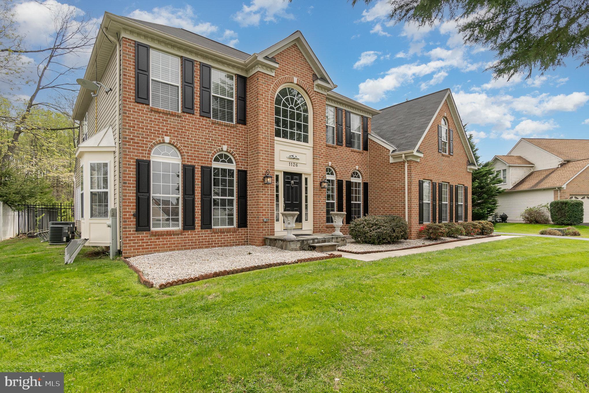 AMYCLAE EAST - Residential