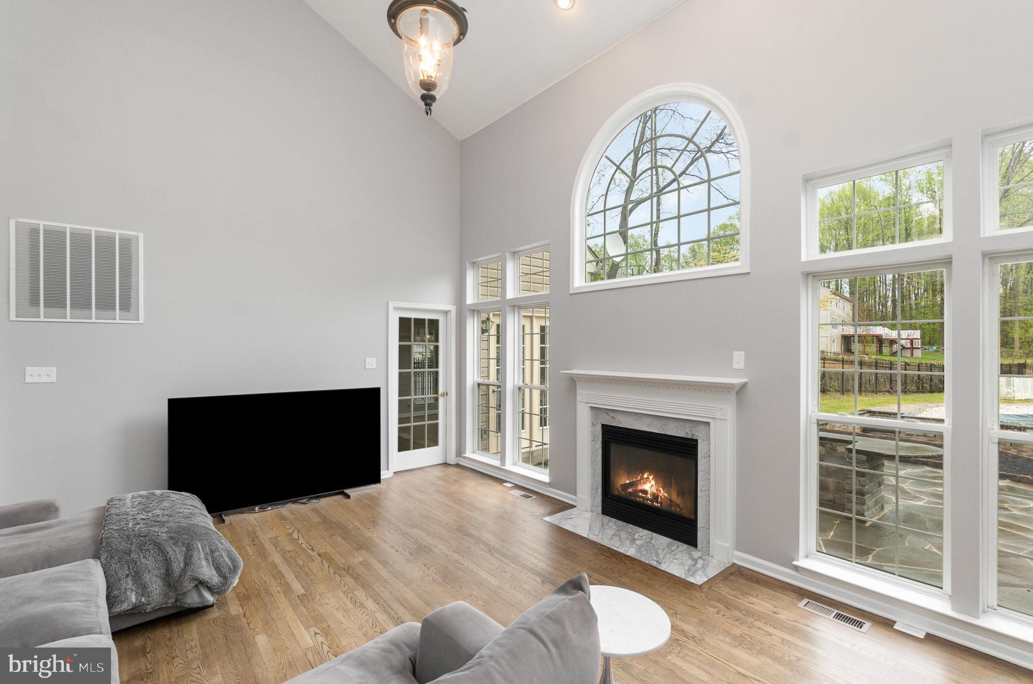 AMYCLAE EAST - Residential