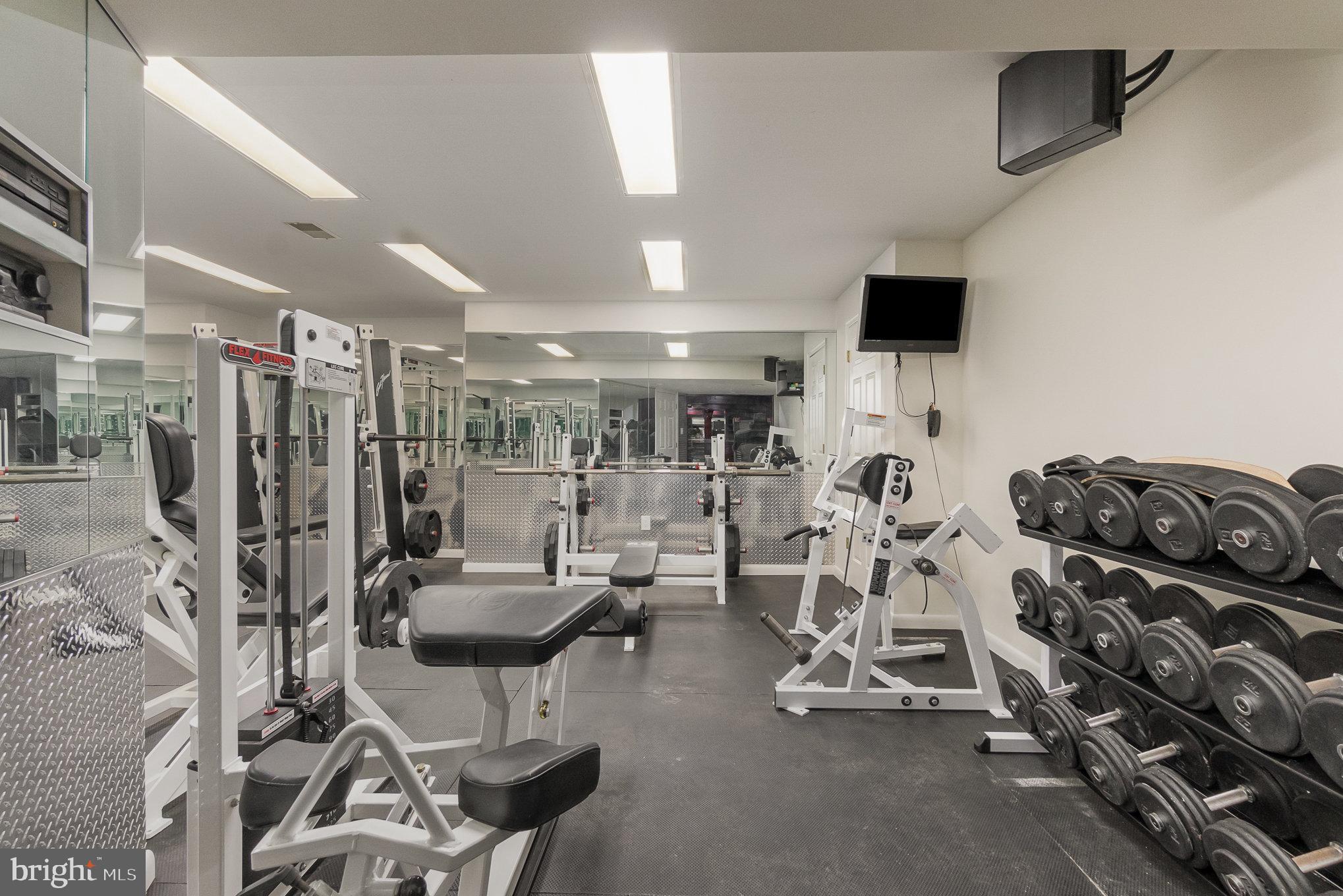 AMYCLAE EAST - Residential