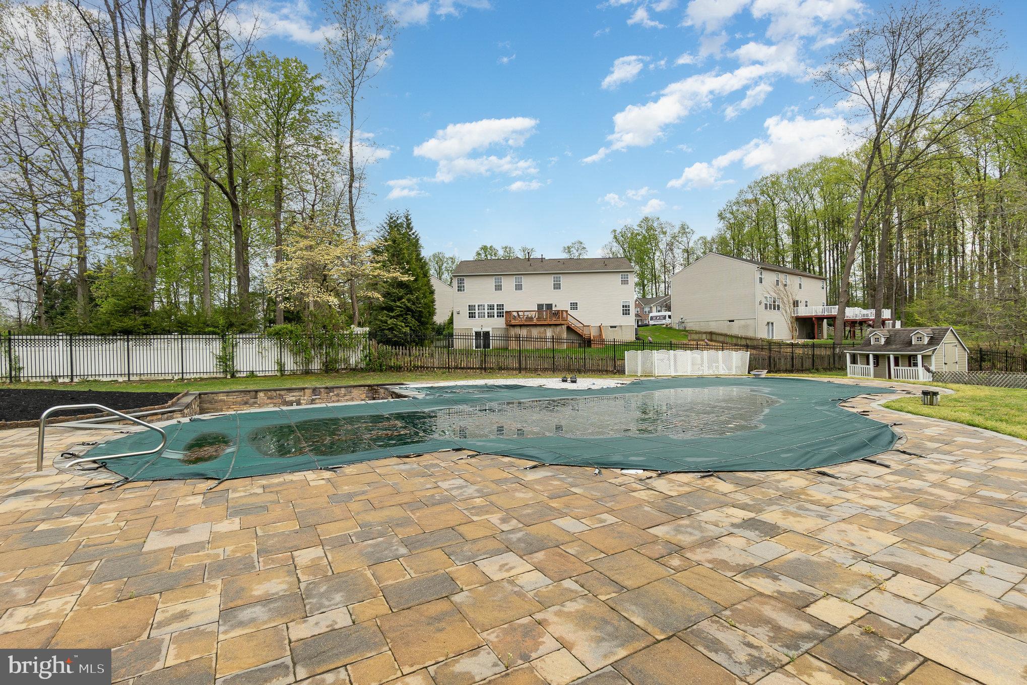 AMYCLAE EAST - Residential