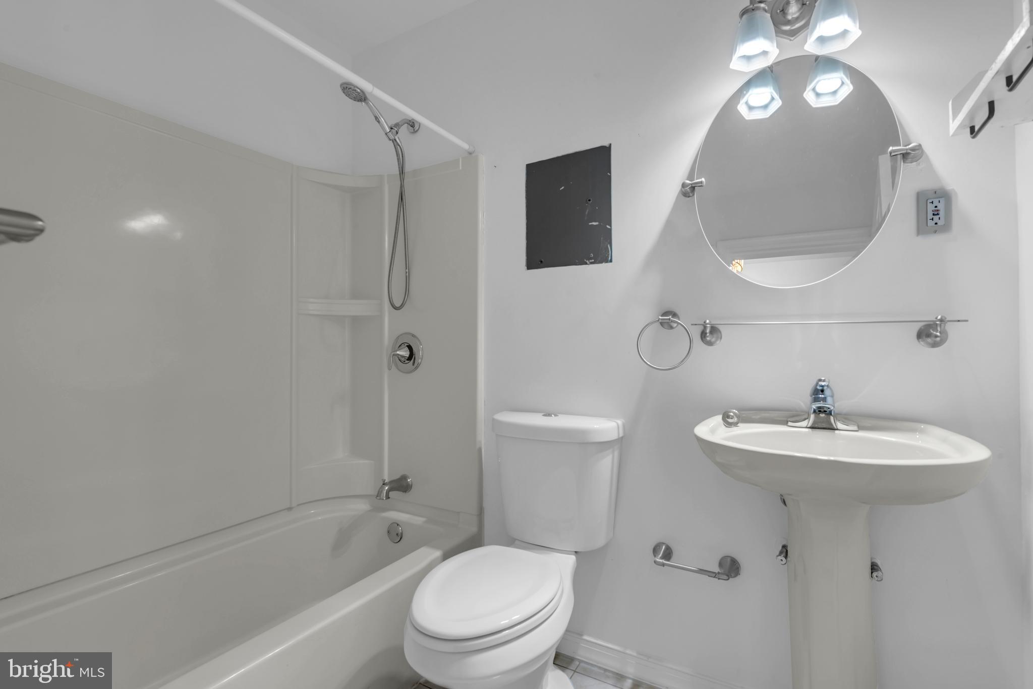 CAPE ST CLAIRE - Residential Lease