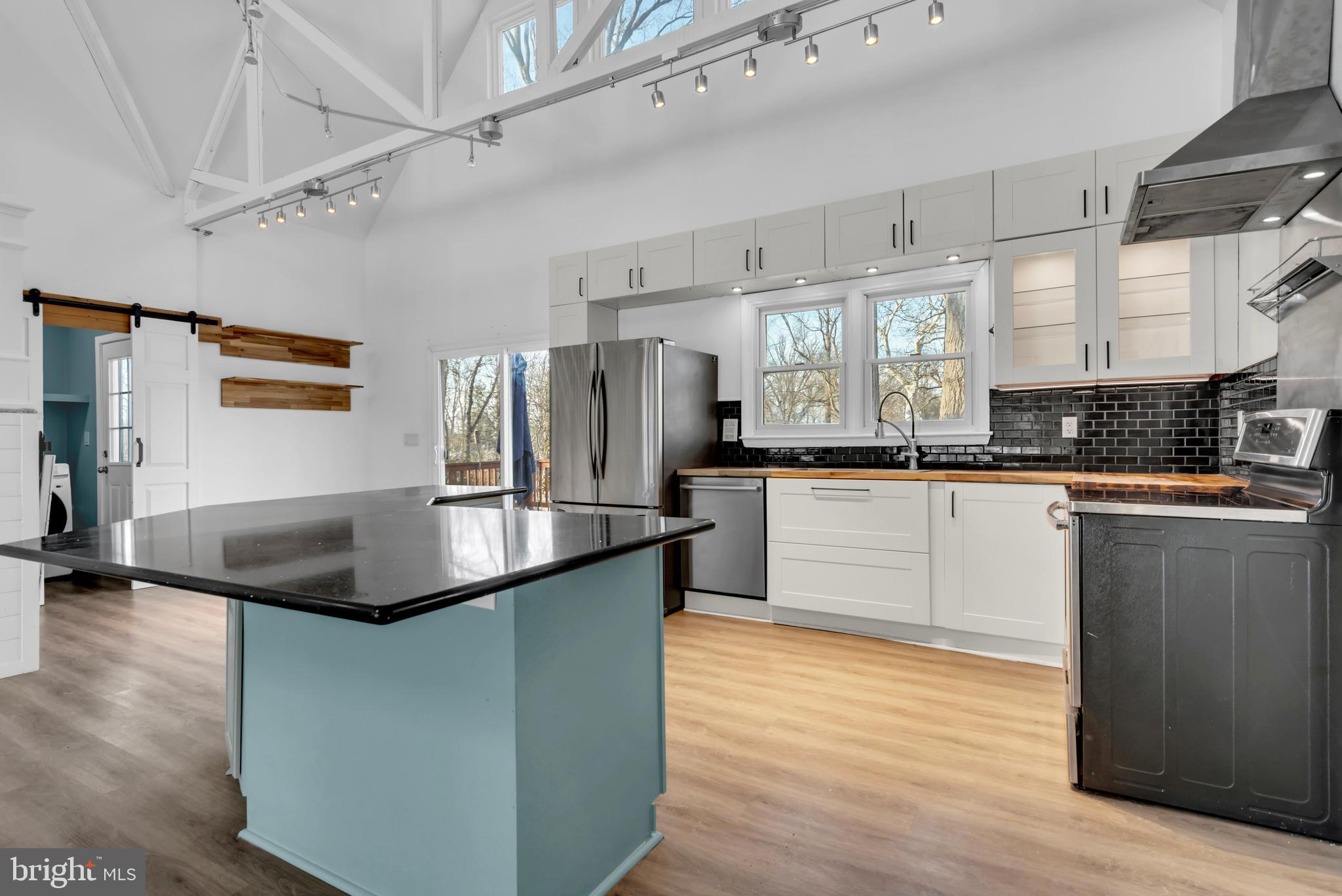 CAPE ST CLAIRE - Residential Lease