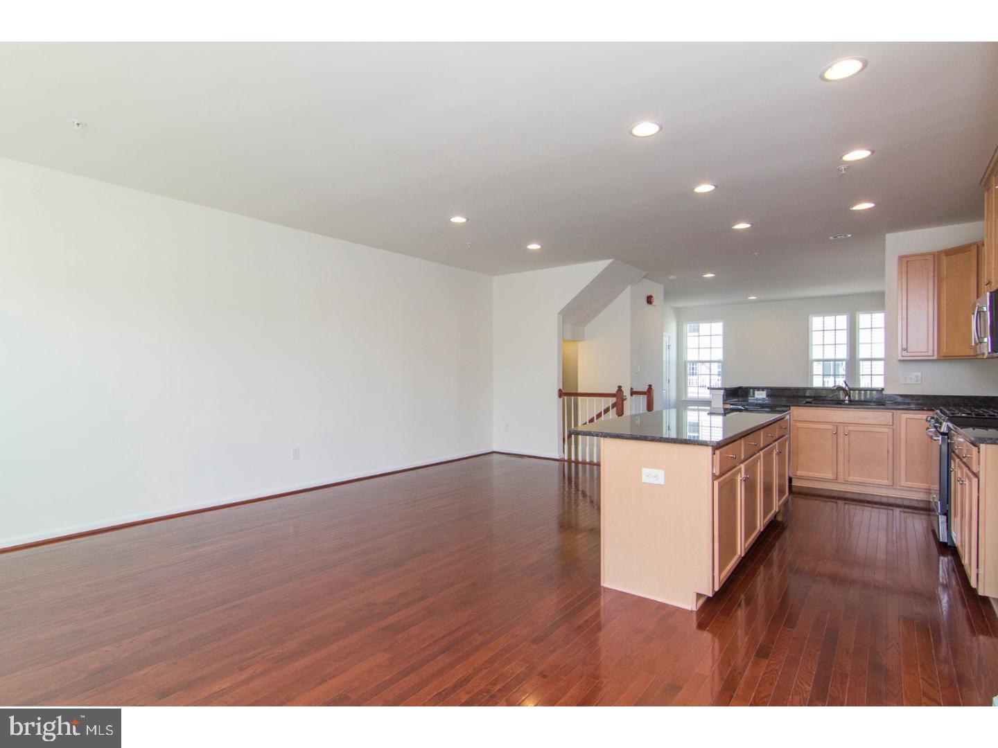 ANDALE GREEN - Residential Lease