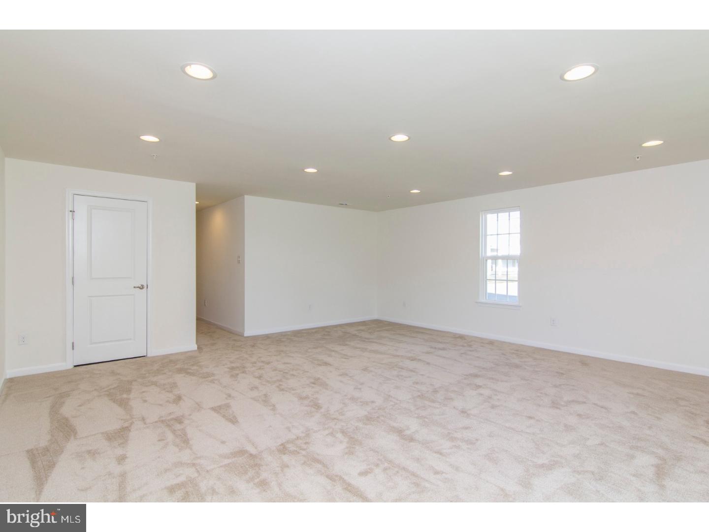 ANDALE GREEN - Residential Lease