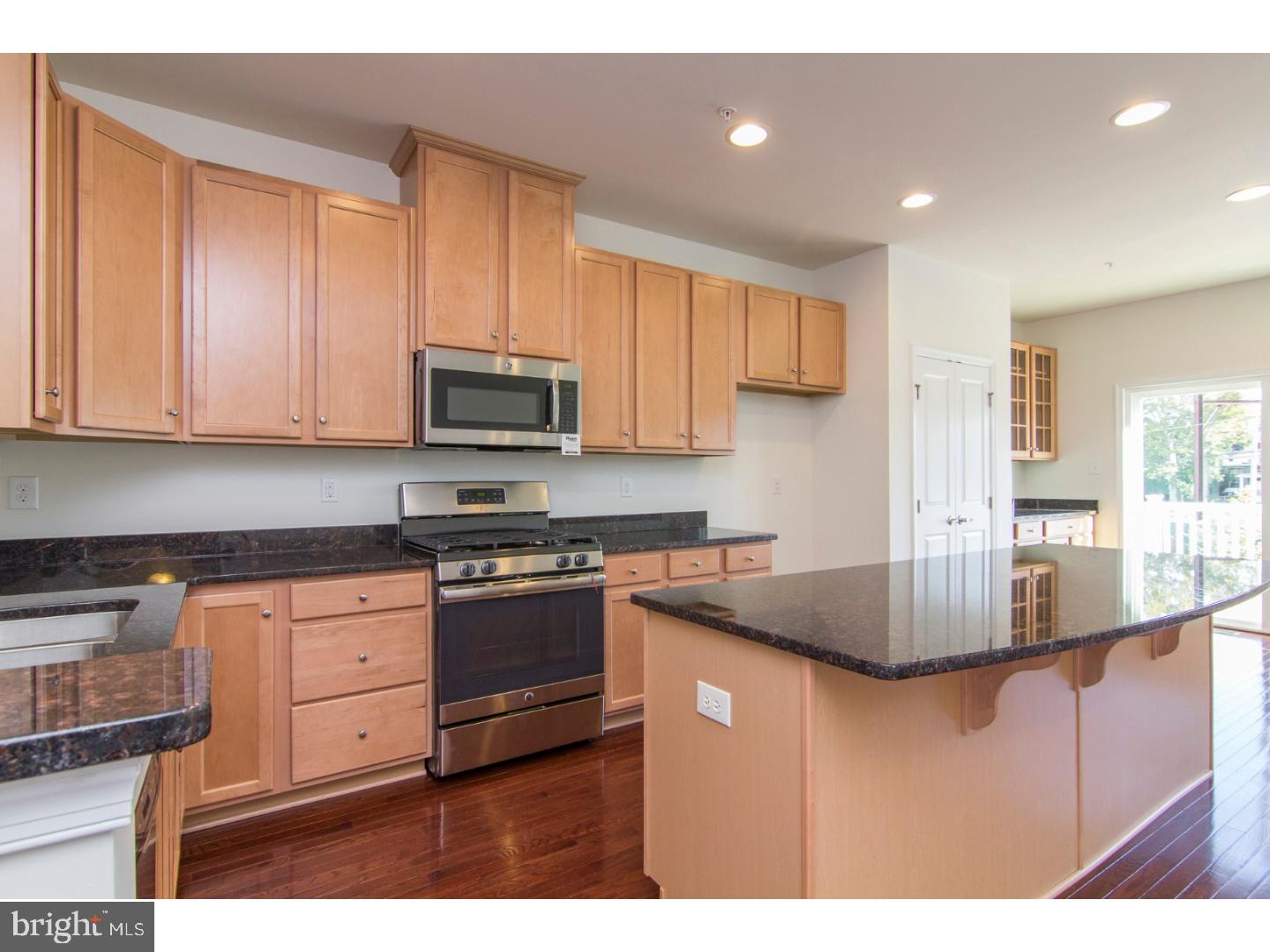 ANDALE GREEN - Residential Lease