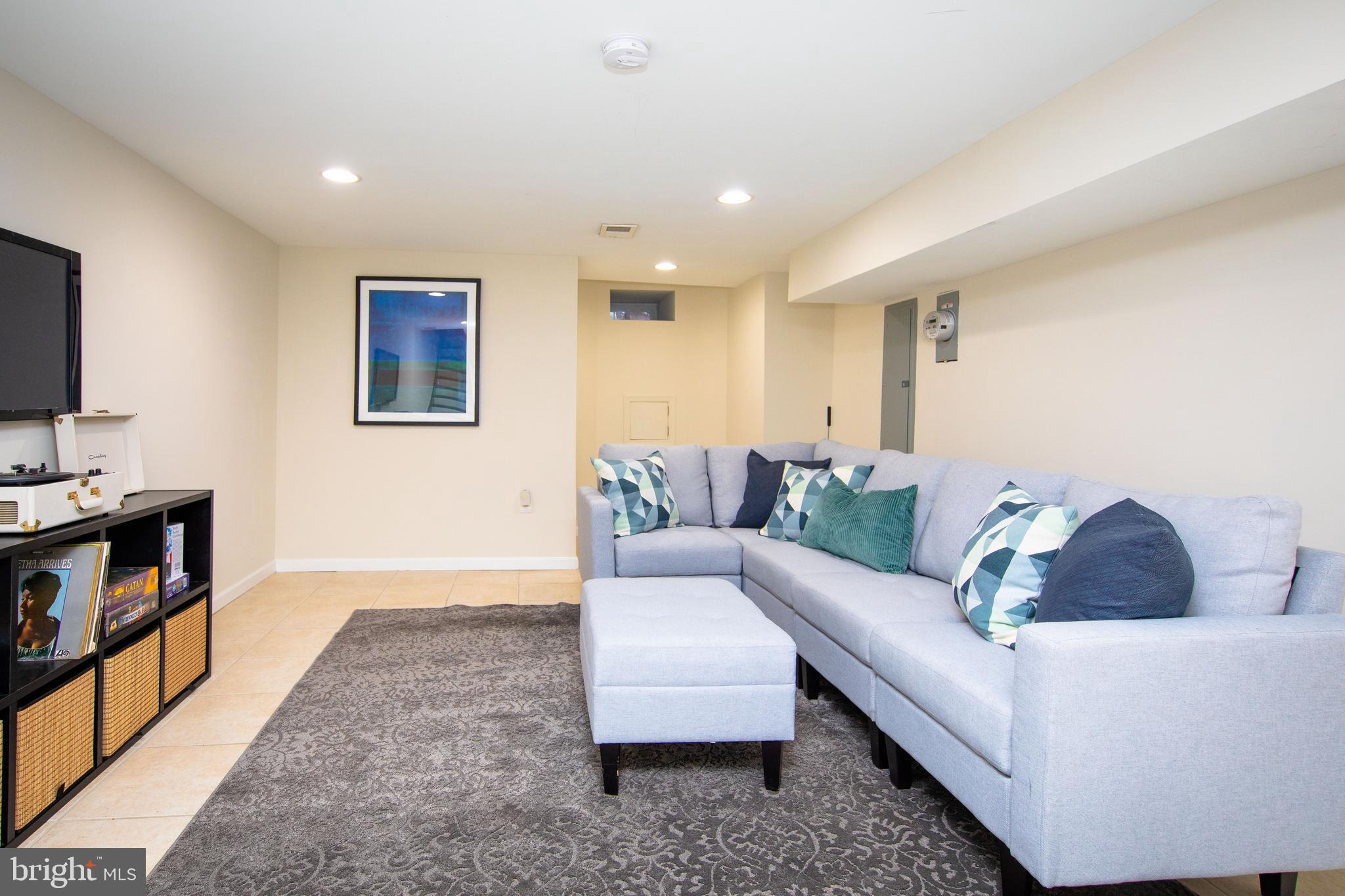 GRADUATE HOSPITAL - Residential