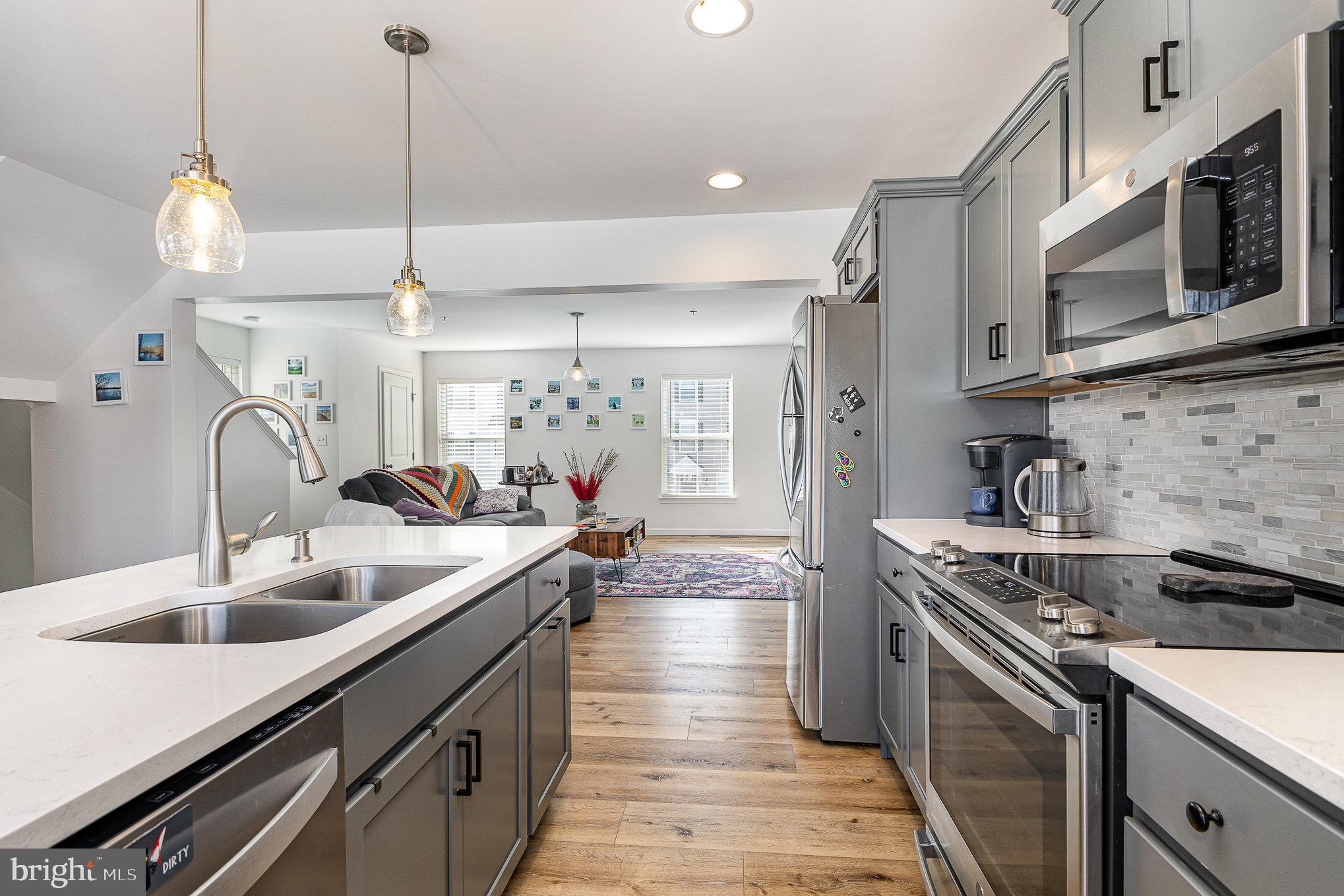 CREEKVALE - Residential