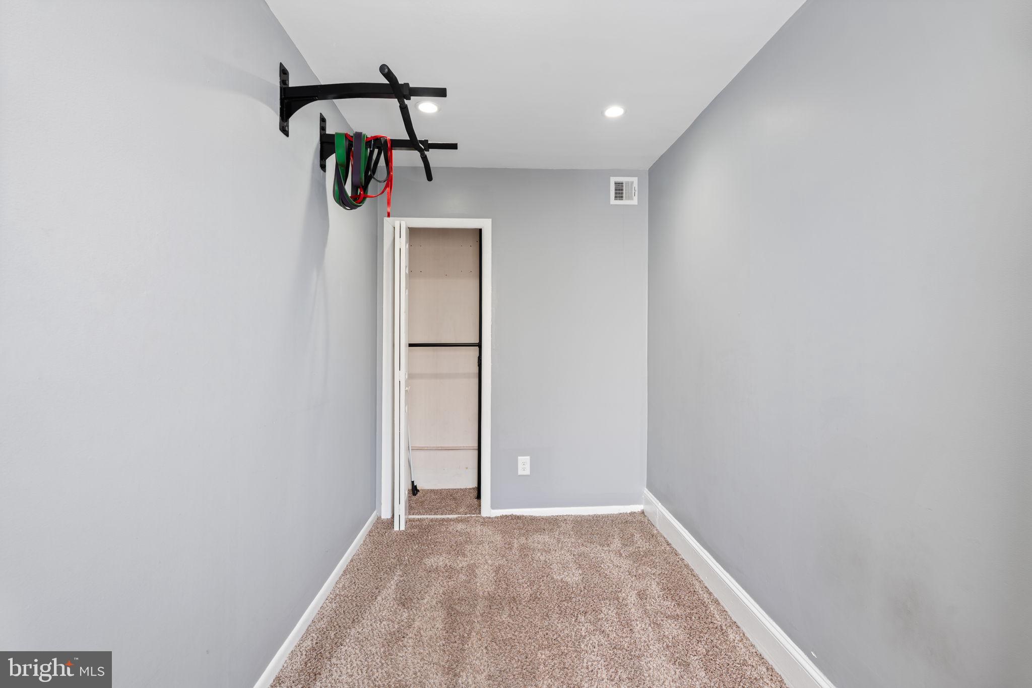 PORT RICHMOND - Residential