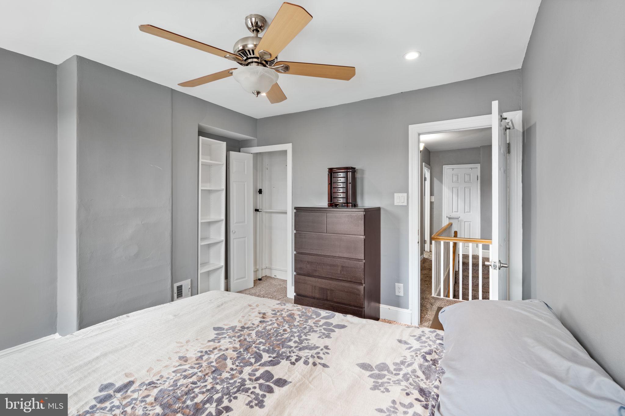 PORT RICHMOND - Residential