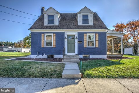 Photo of 1020 BROAD ST, AKRON, PA 17501 (MLS # PALA2026156)