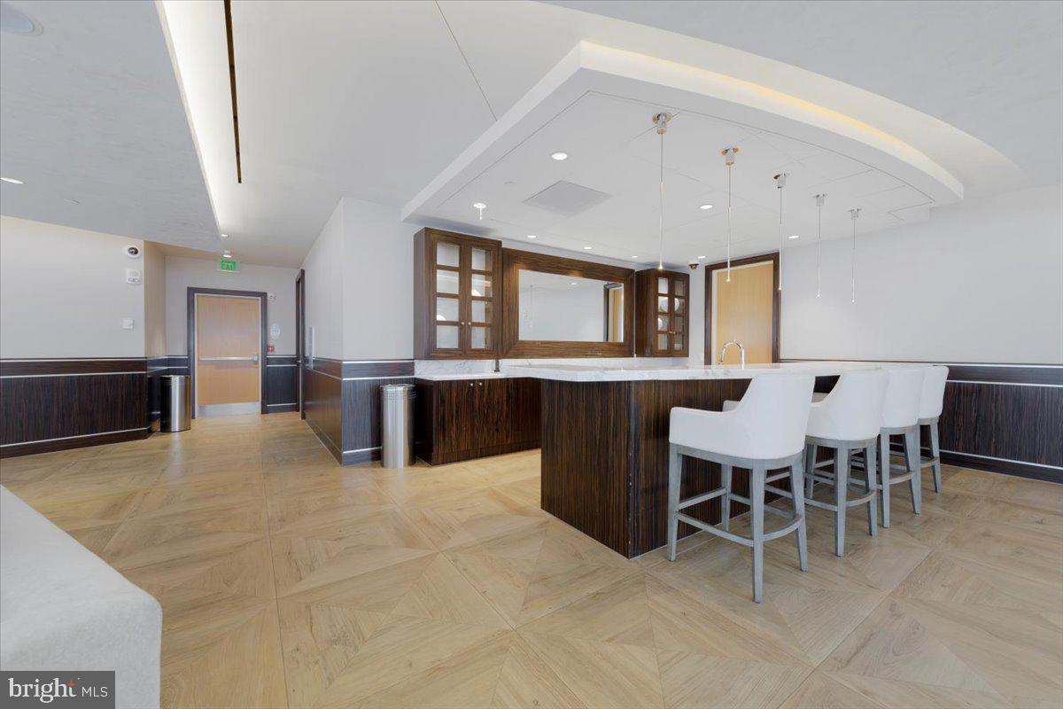 ROSSLYN - Residential