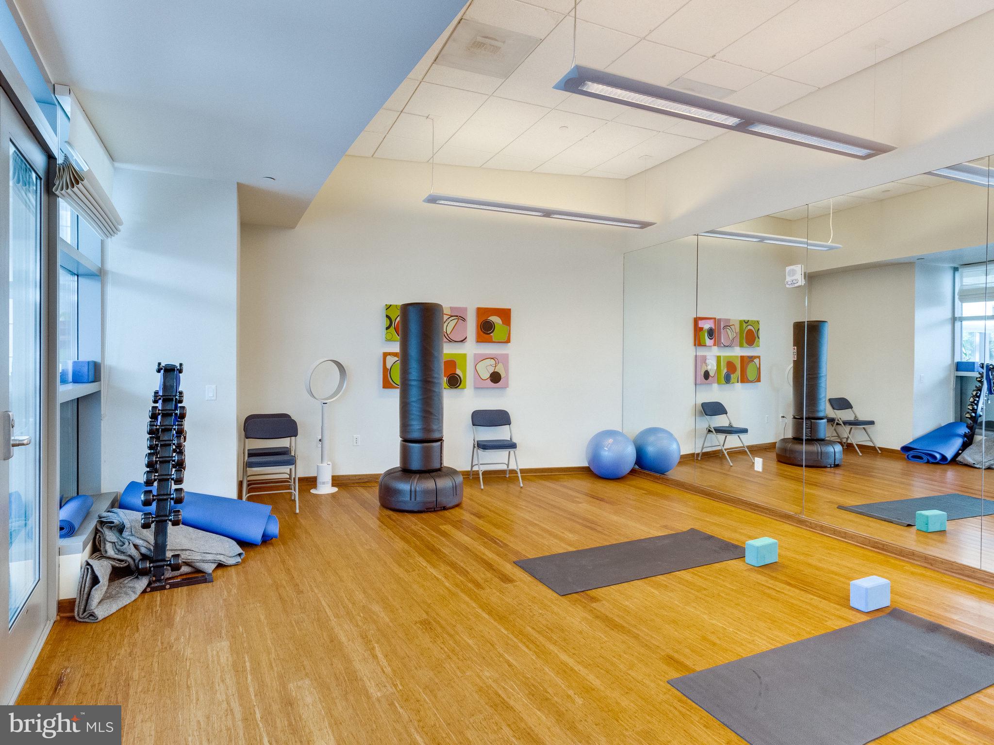 ROSSLYN - Residential