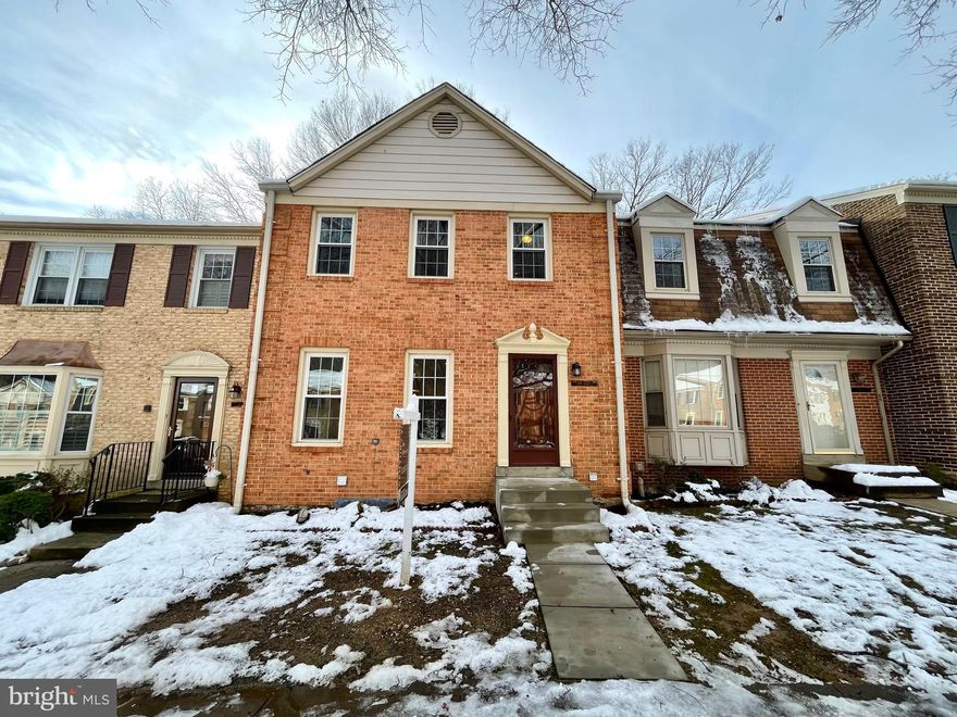 3 Level Brick Front Townhouse. NEW Roof: Architectural Shingles. New HVAC(Inside/Outside) unit. Fresh Paint throughout the house. Kitchen Renovated in 2016 with new SS Appliances & Quartz Counter Top. Master Bathroom Renovated in 2018. 2nd Level Carpet replaced 2018. Well Maintained throughout.
December 2021 Replacements include New Roof: Architectural Shingles, New HVAC(Inside/Outside) unit. Finished Basement, Fenced backyard. Property  backed to matured Trees.
Close to 495/395/Fairfax County Parkway. Close to Grocery Stores and Restaurants. Conveniently located near Tot lot.
